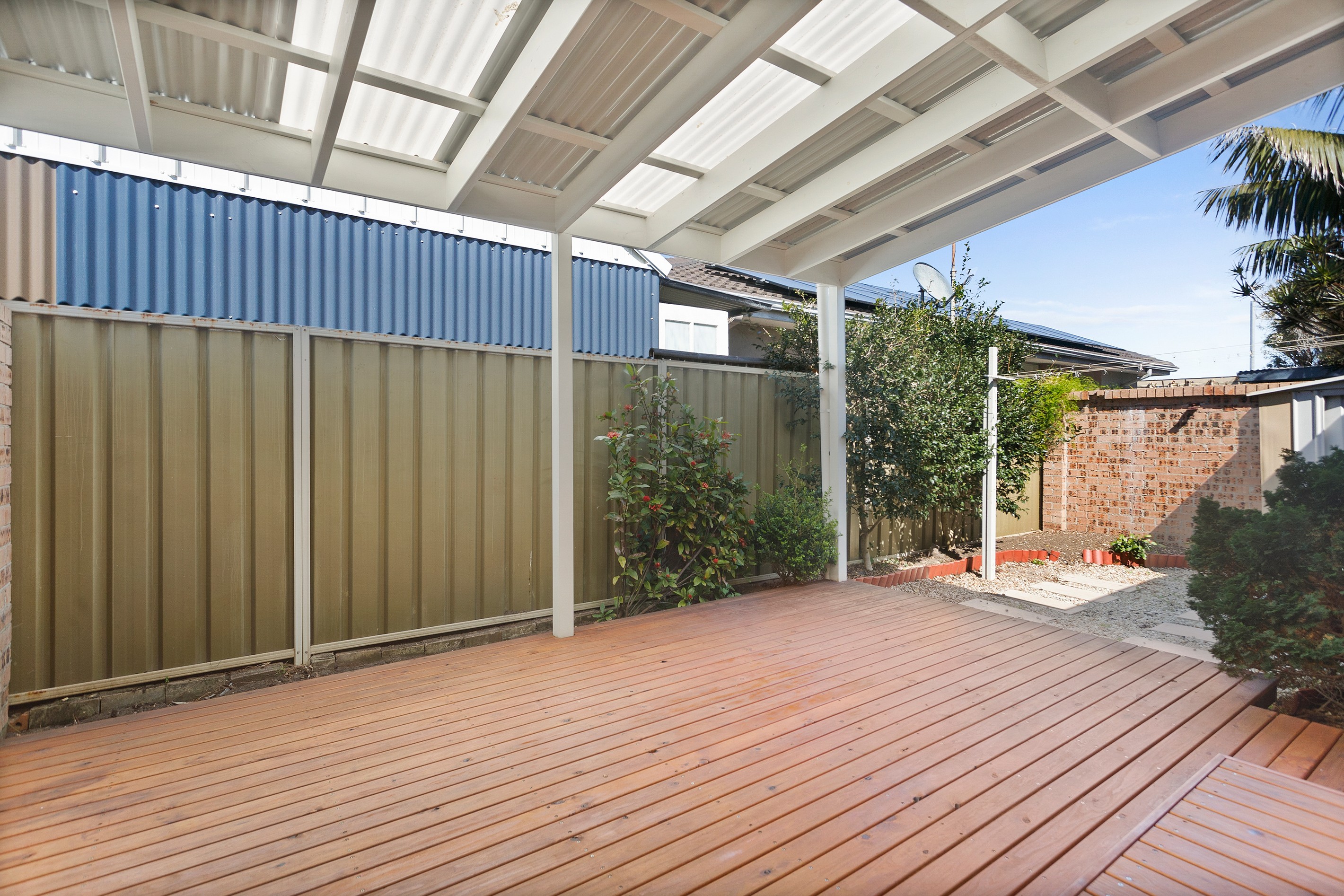 2/27 Osborne Parade, Warilla, NSW 2528