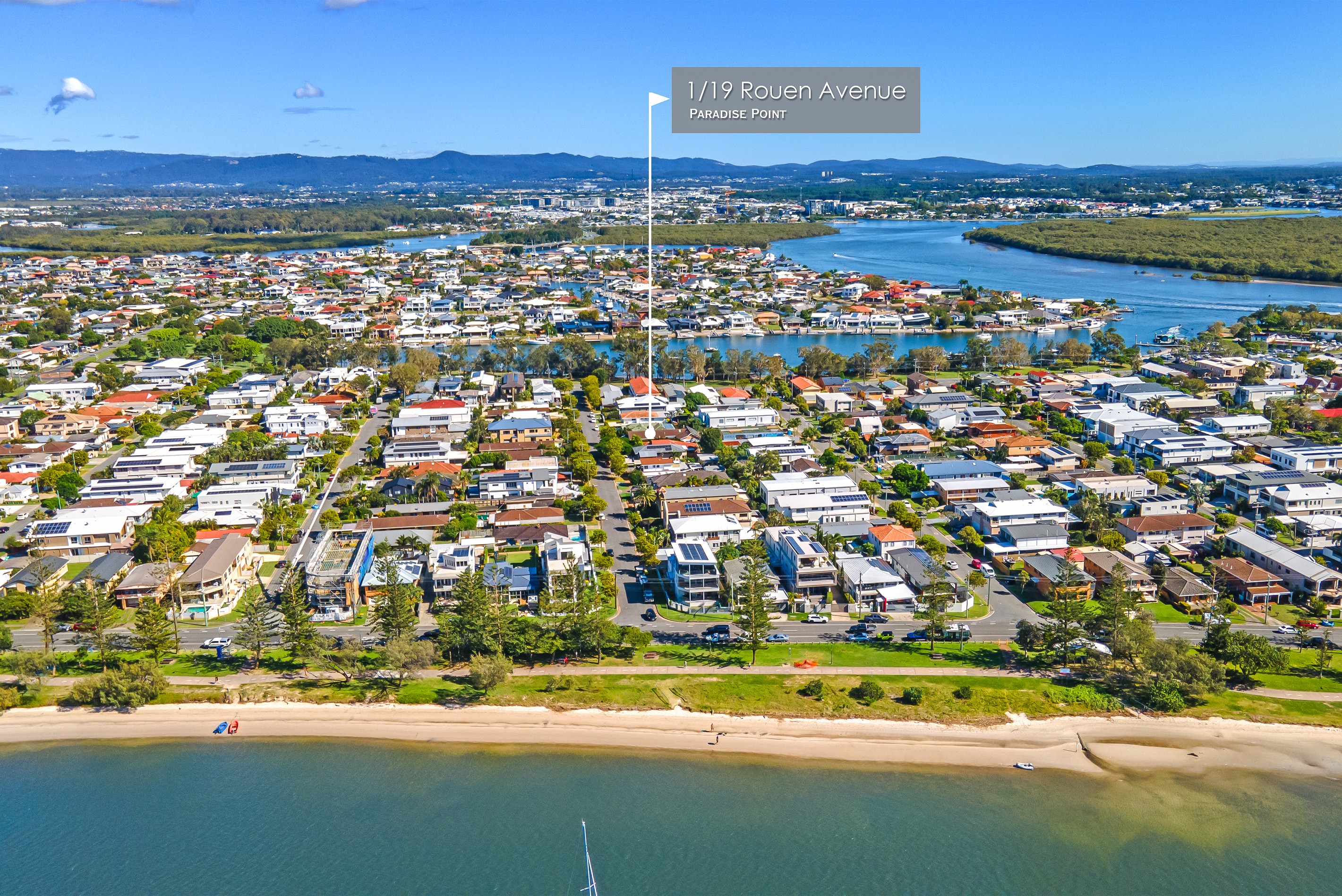 1/19 Rouen Avenue, Paradise Point, QLD 4216