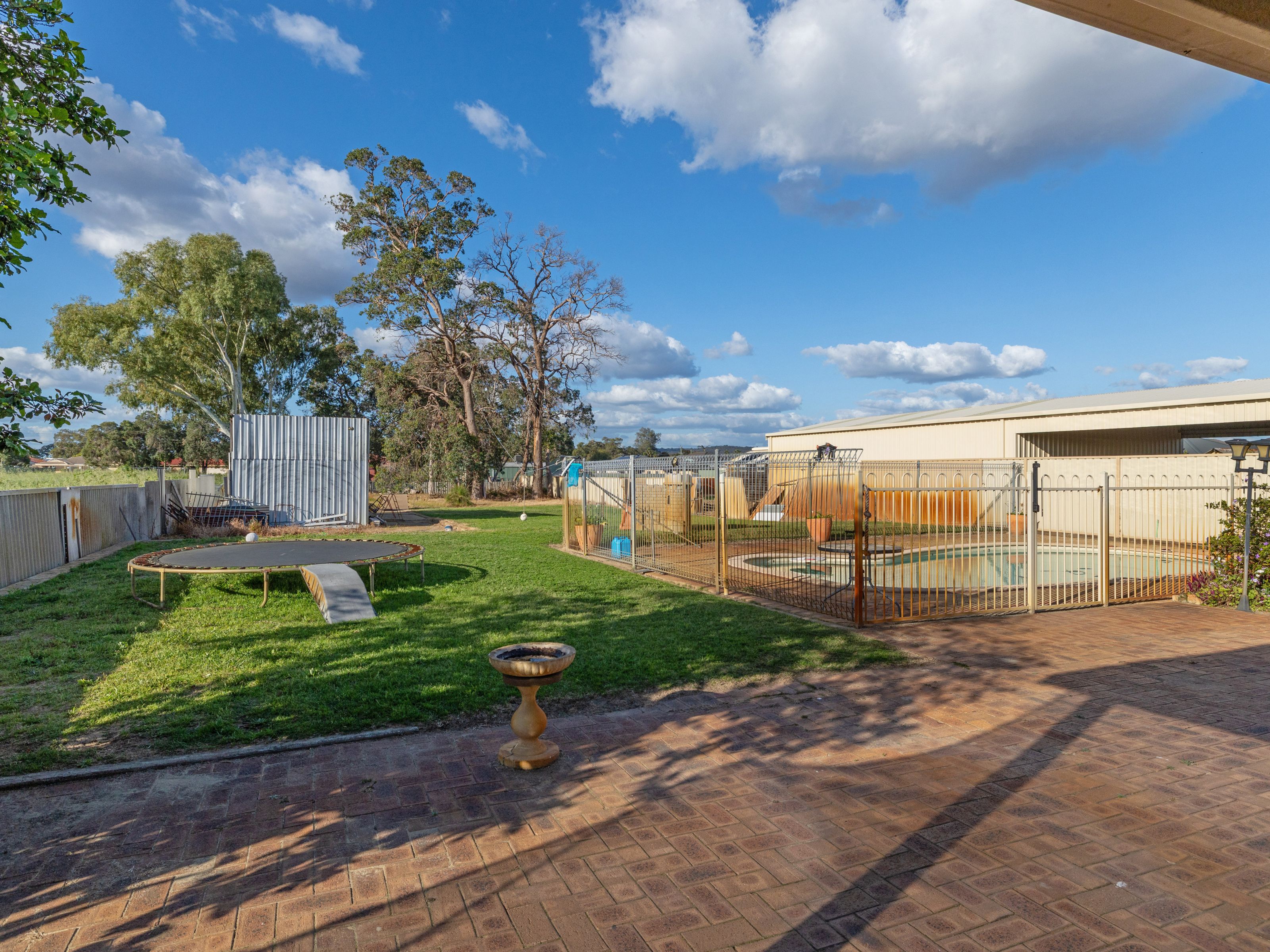 76 Elizabeth Street — photo 24 of 30