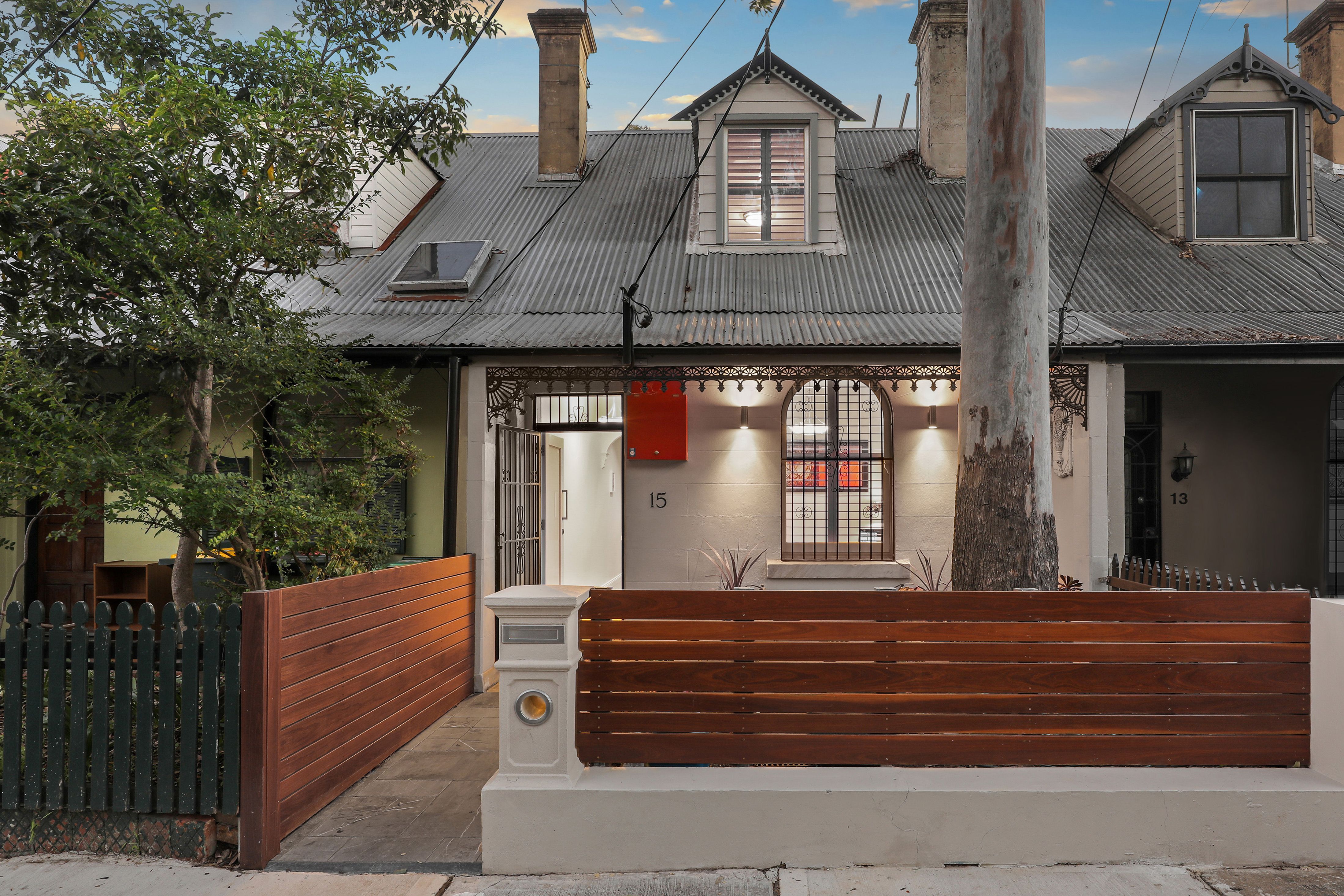 15 Commodore Street, Newtown, NSW 2042