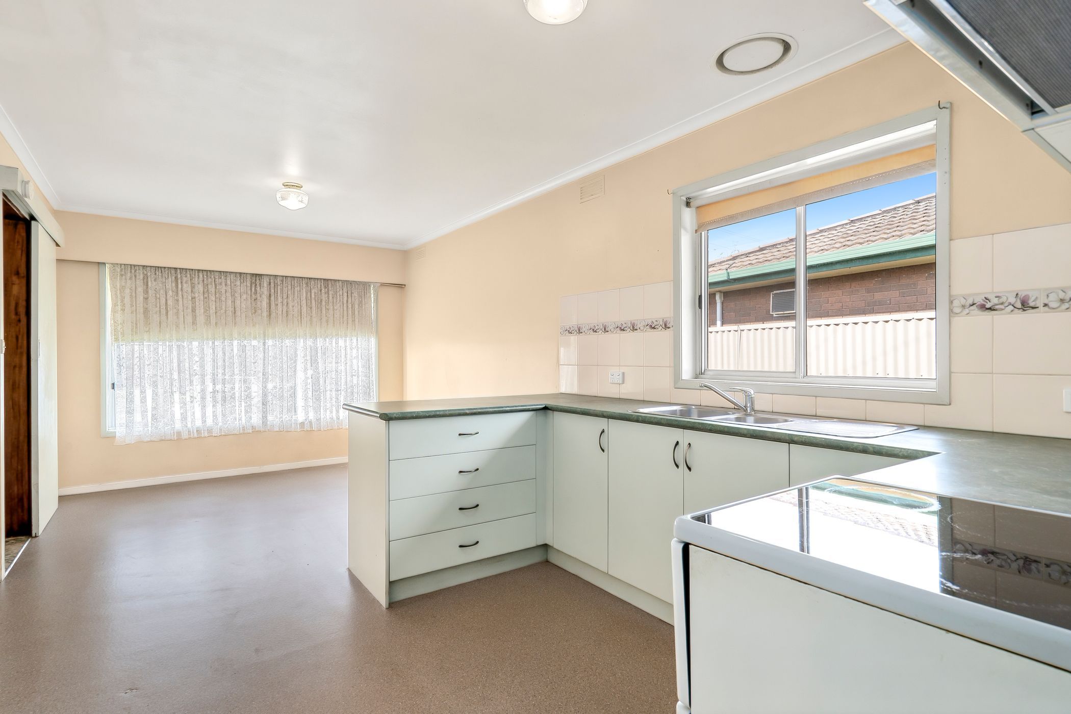 39 Corangamite Street — photo 6 of 16