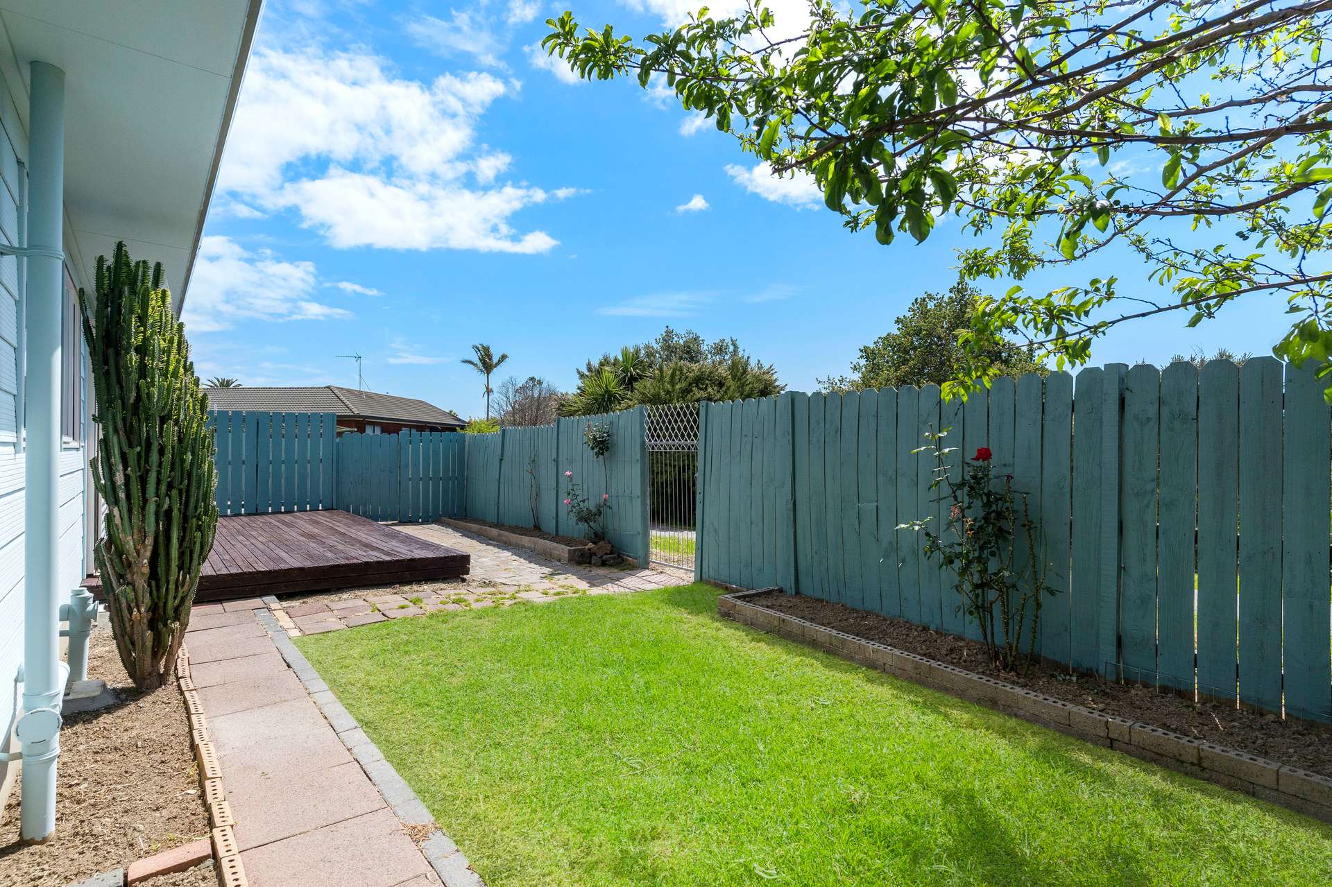 36 Davington Way photo 17