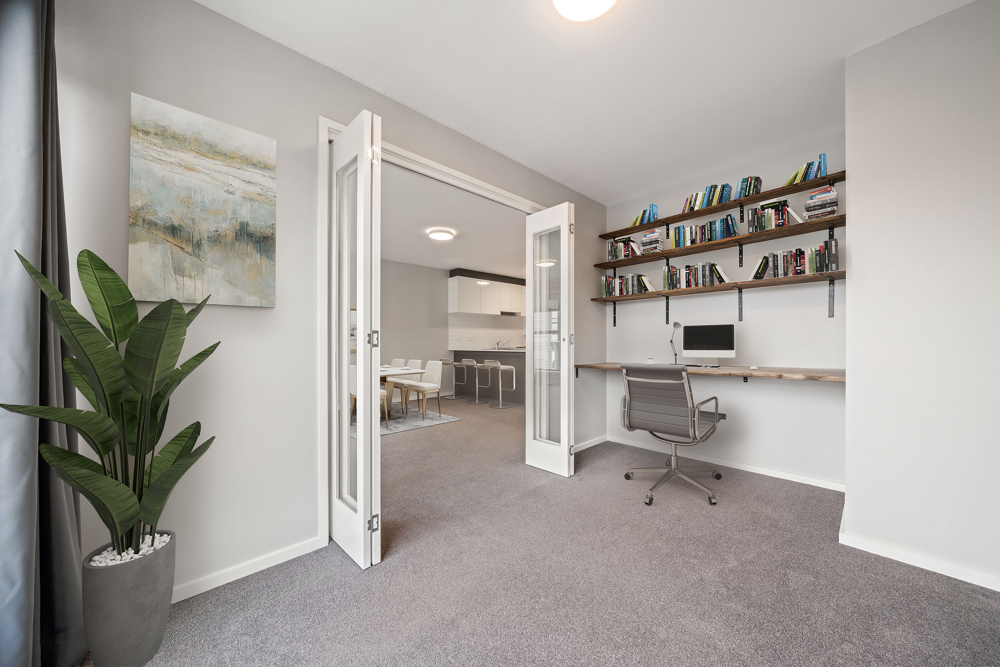 198/8 Limburg Way — photo 7 of 15