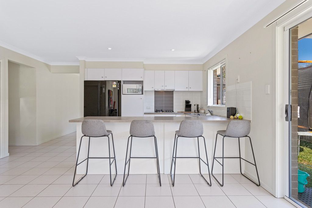 2 Goolwa Court, Pimpama, QLD 4209