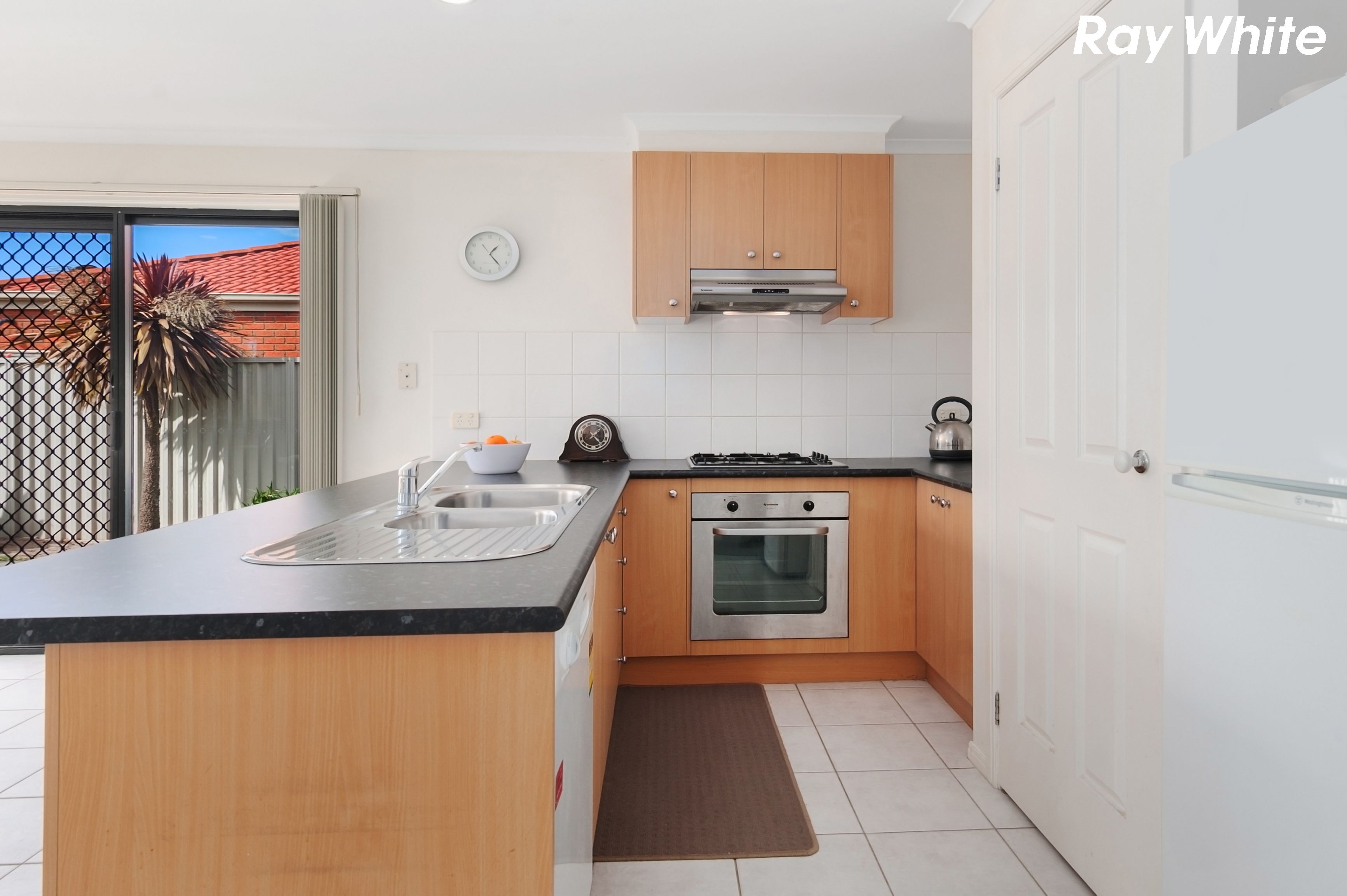 12 Genoa Grove, Pakenham, VIC 3810