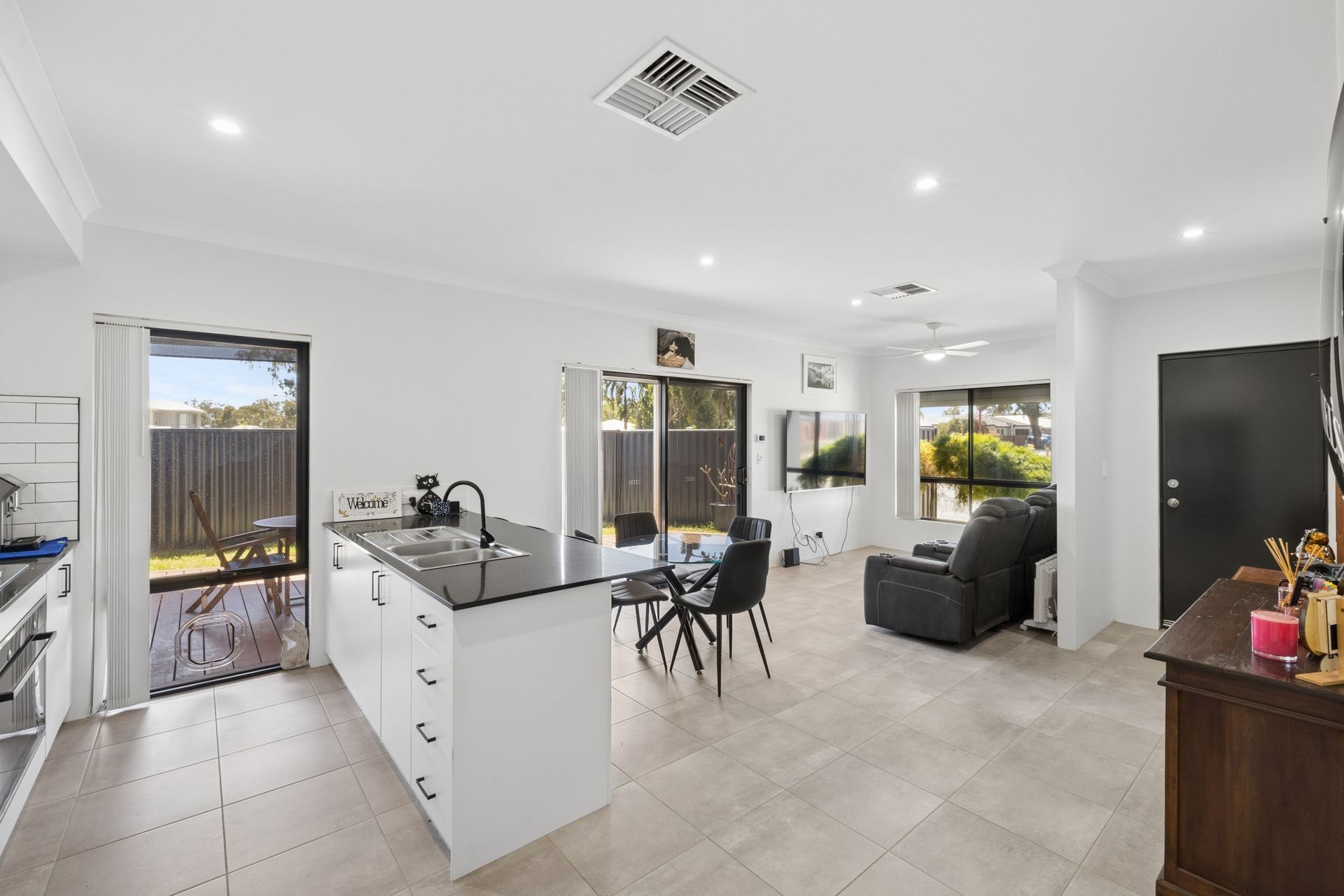 39 Cara Way — photo 4 of 30