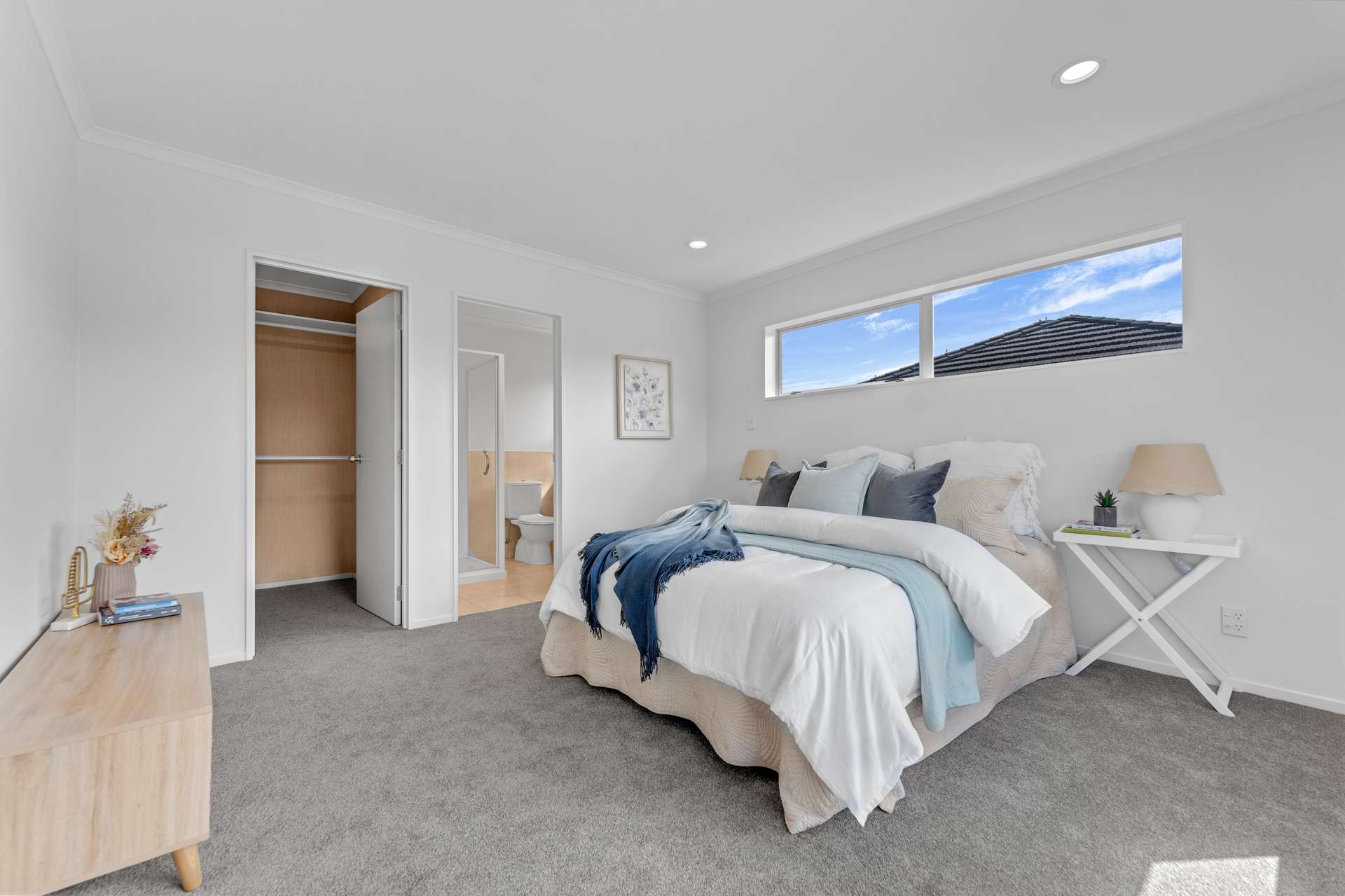 4 Vinci Court photo 10