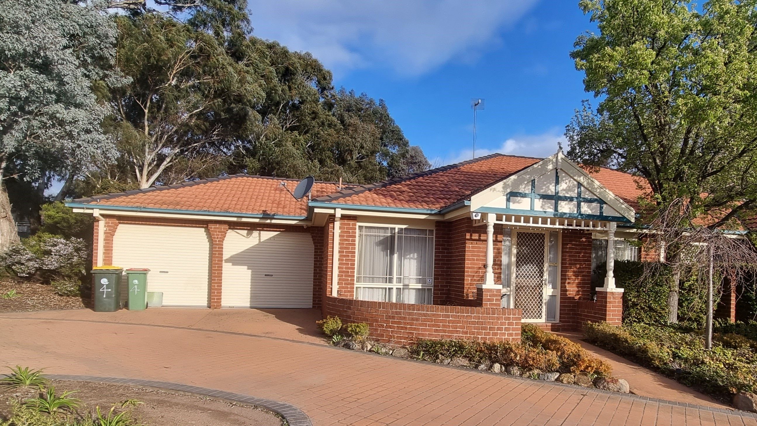 4/1-3 Forest Drive, Jerrabomberra, NSW 2619