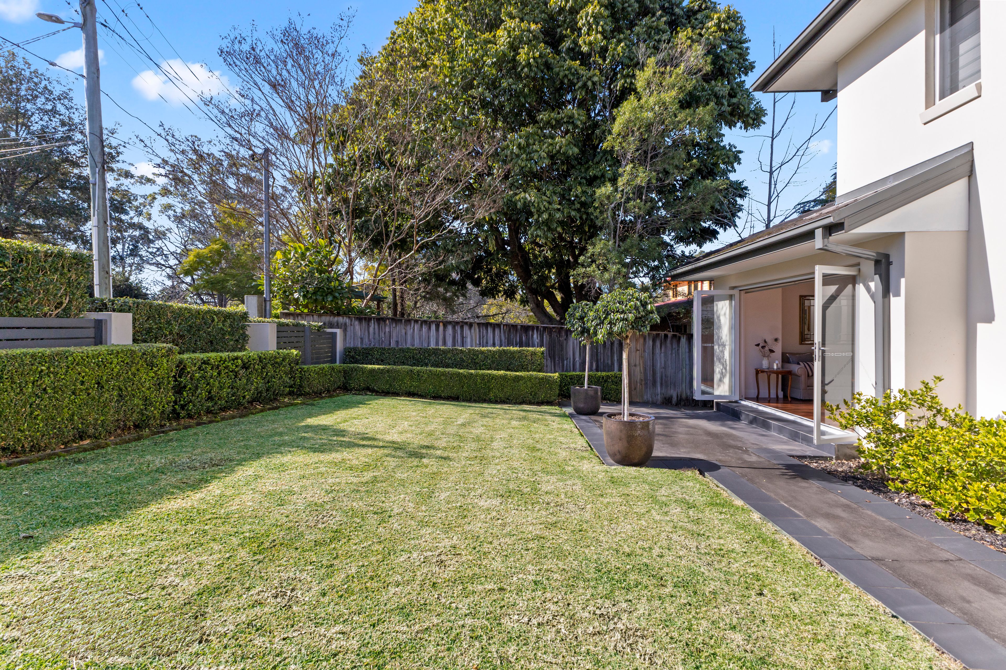 33 Murdoch Street — photo 4 of 18
