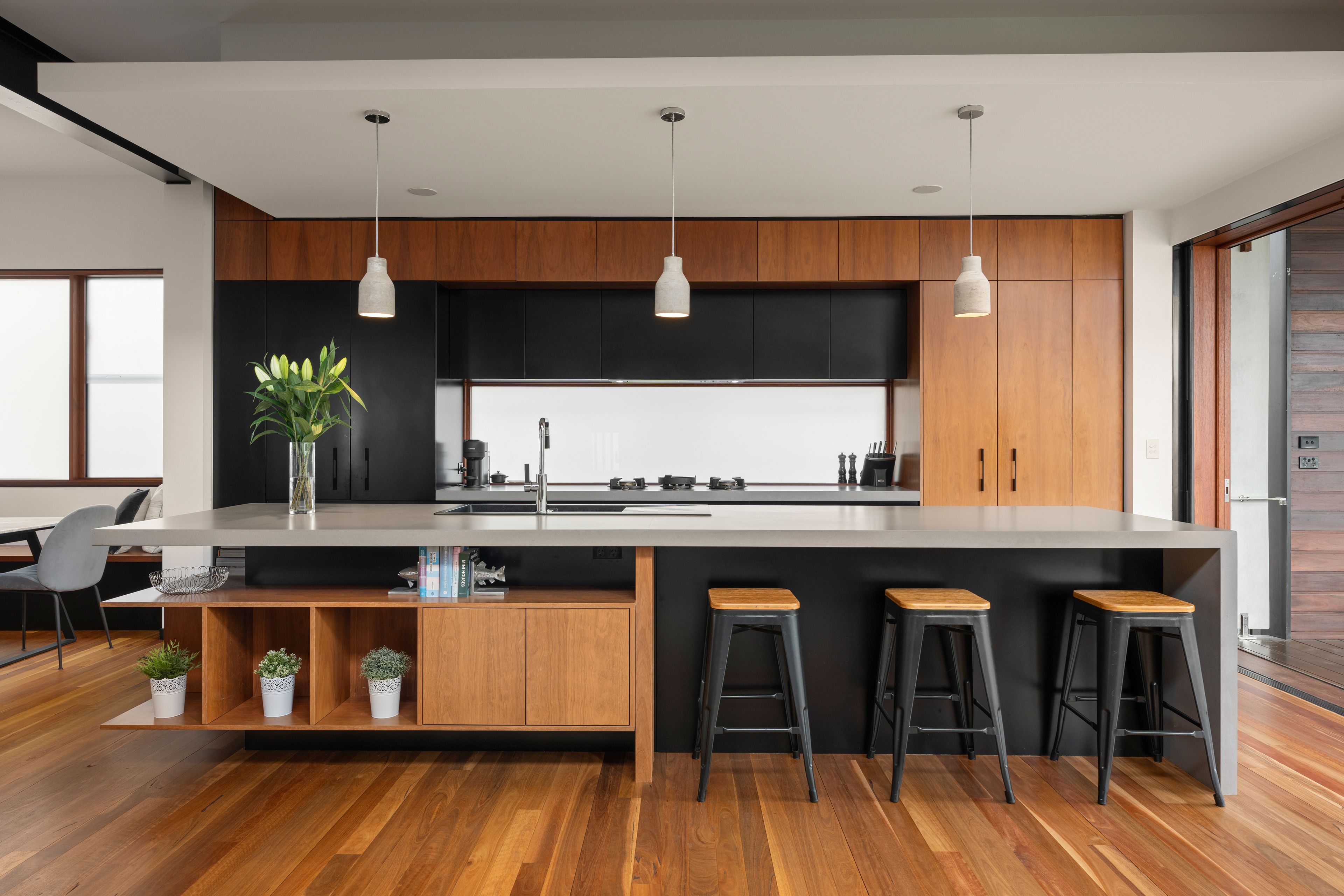 32 Rawson Street — photo 3 of 19