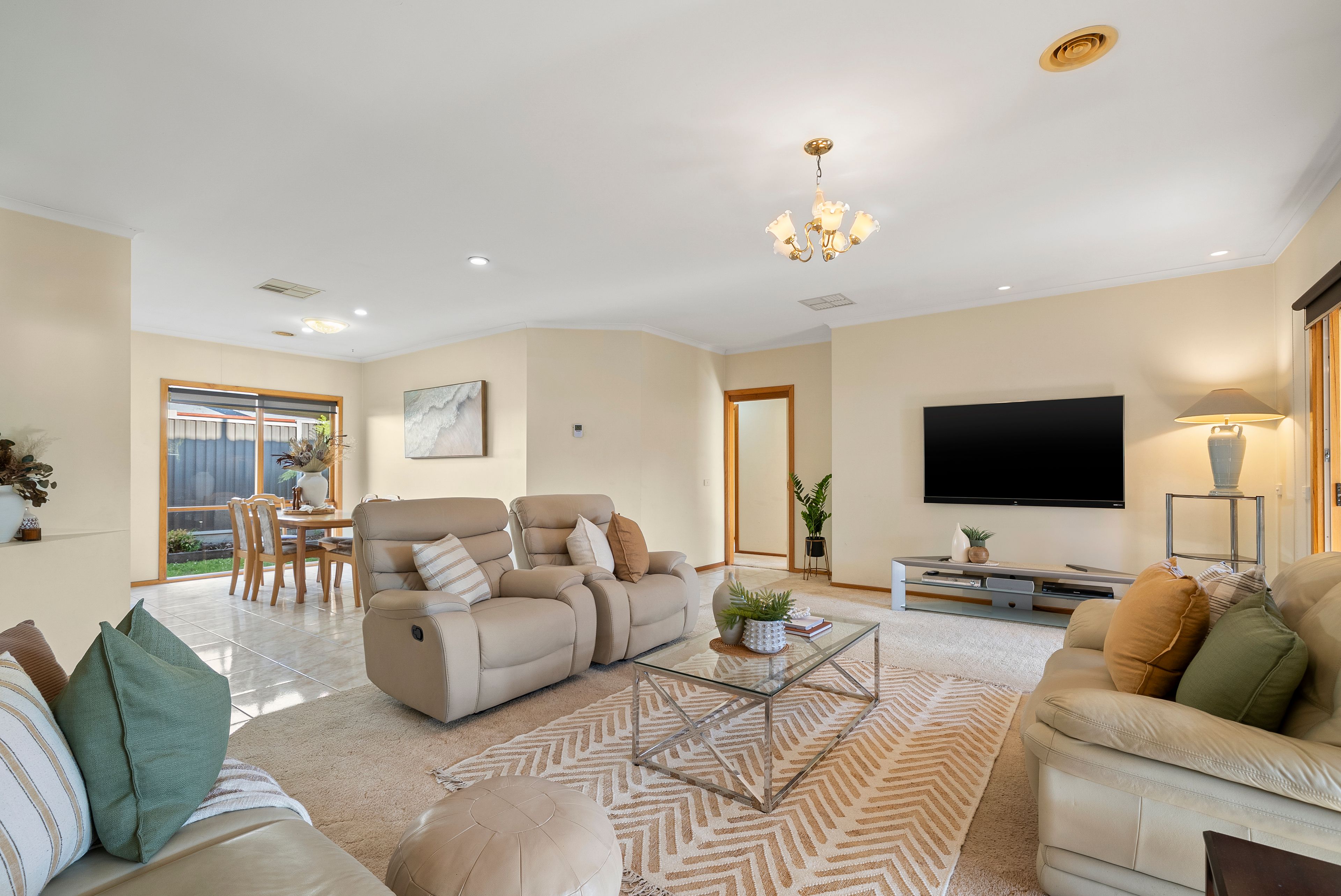 5 Waradgery Drive , Rowville VIC 3178