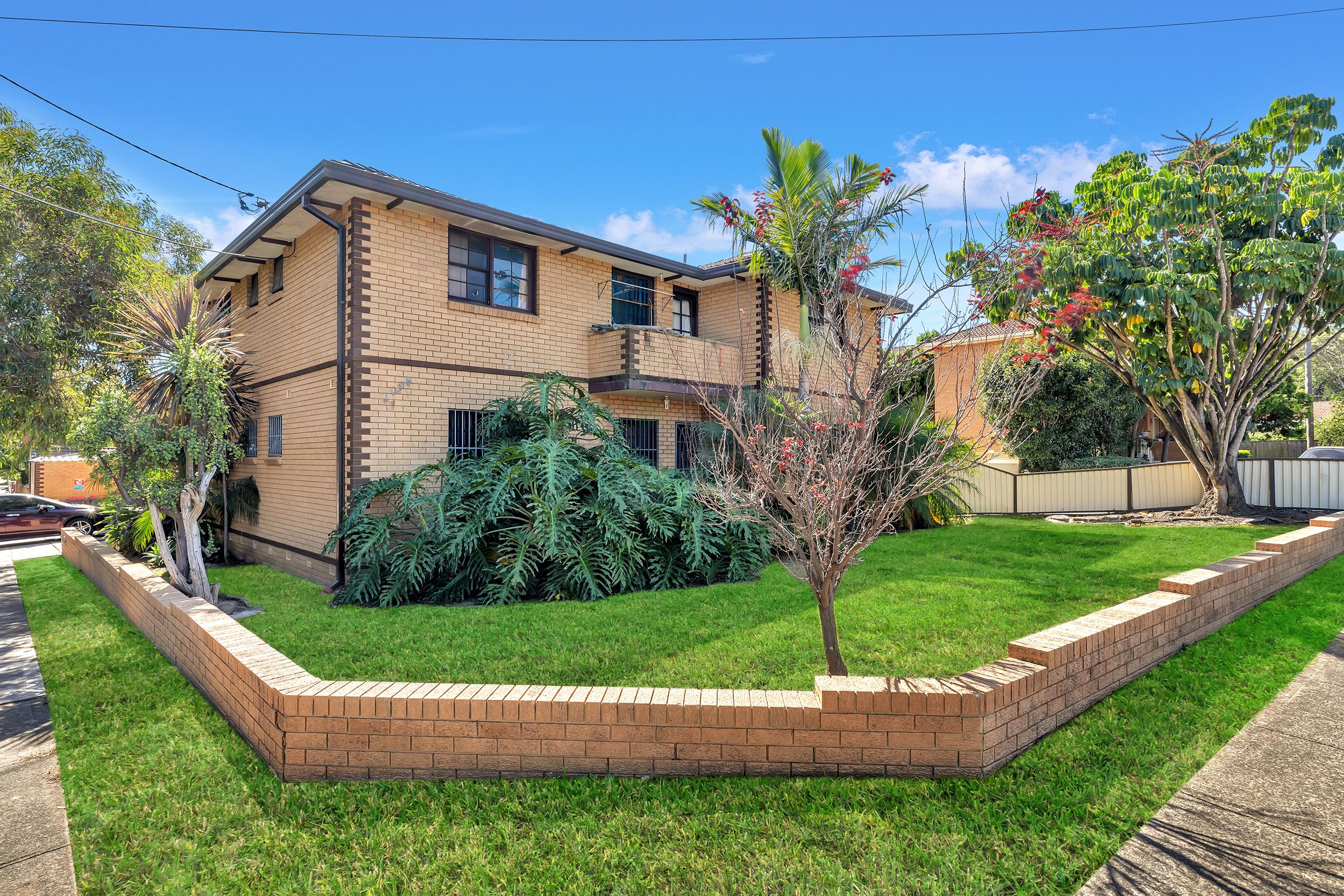 4/1079-1081 Canterbury Road — photo from Ray White Punchbowl