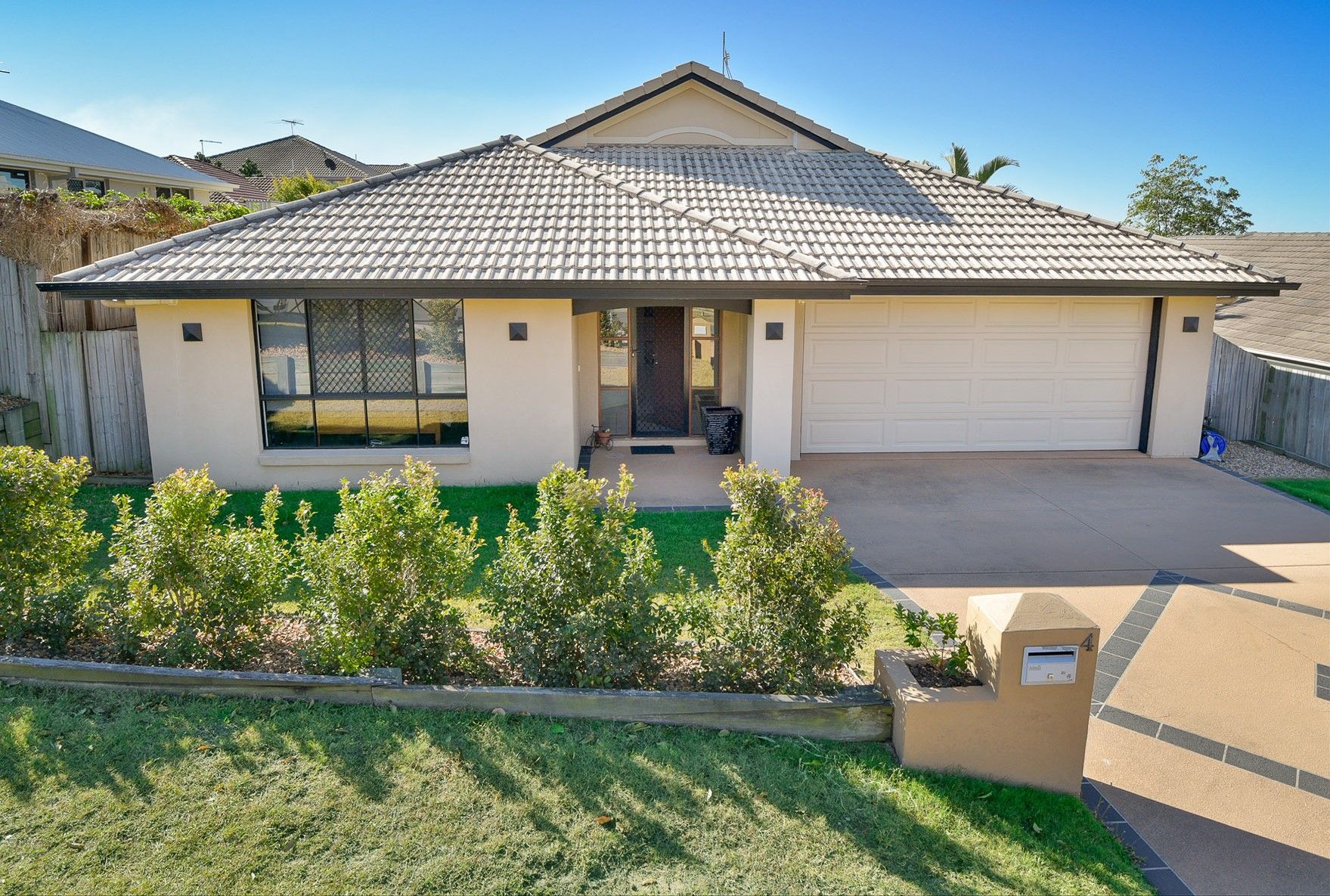 4 Grand South Circuit, Springfield Lakes, QLD 4300