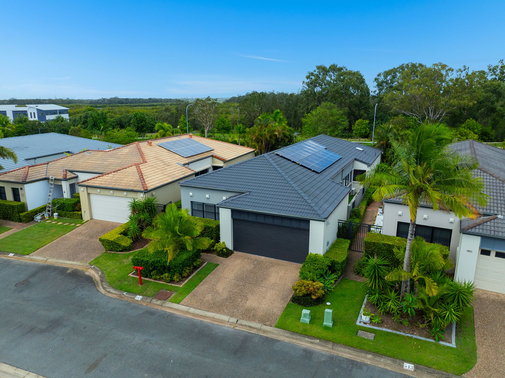 544 Oyster Cove Promenade, Helensvale, QLD 4212