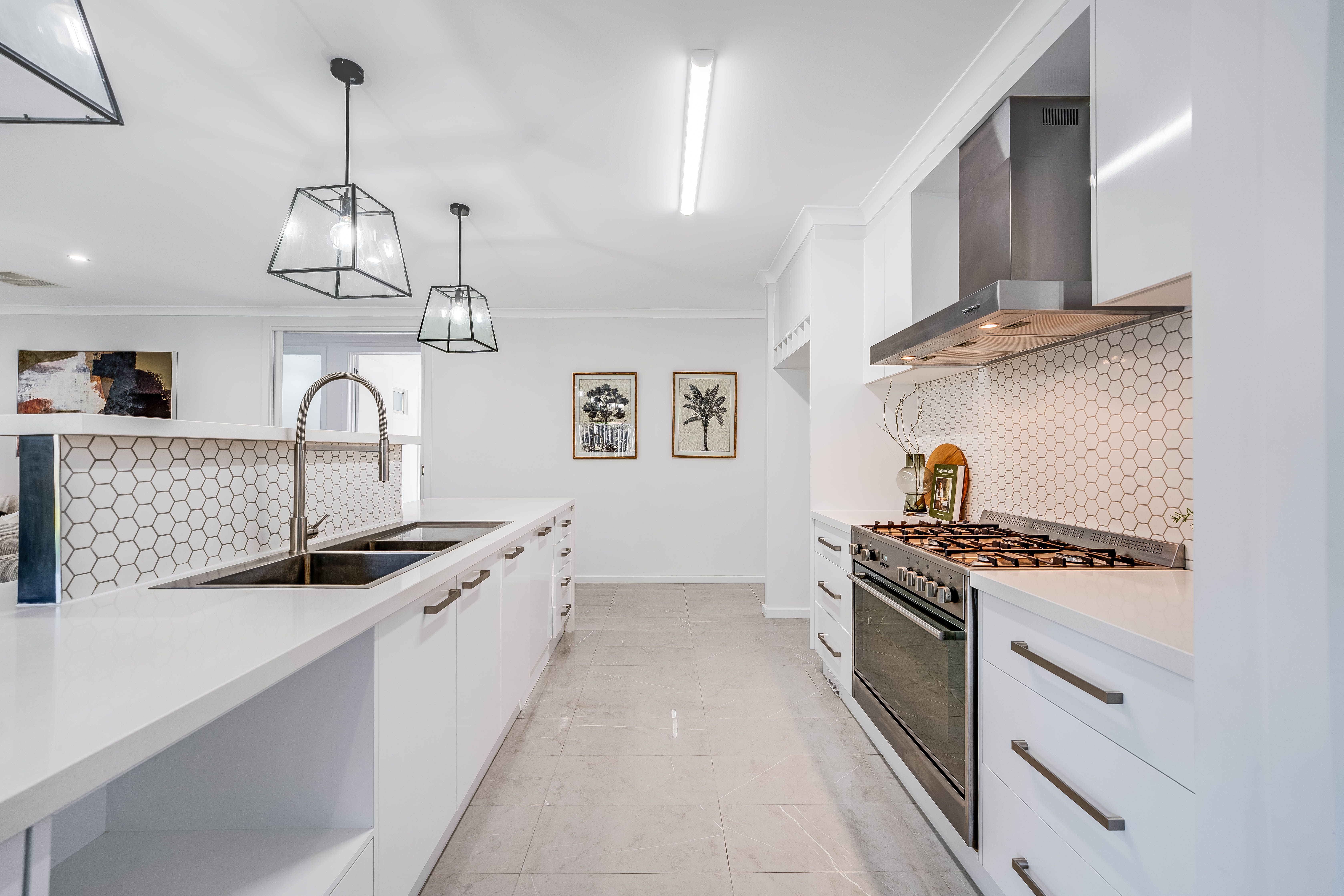 43 Mclaren Boulevard — photo 10 of 30