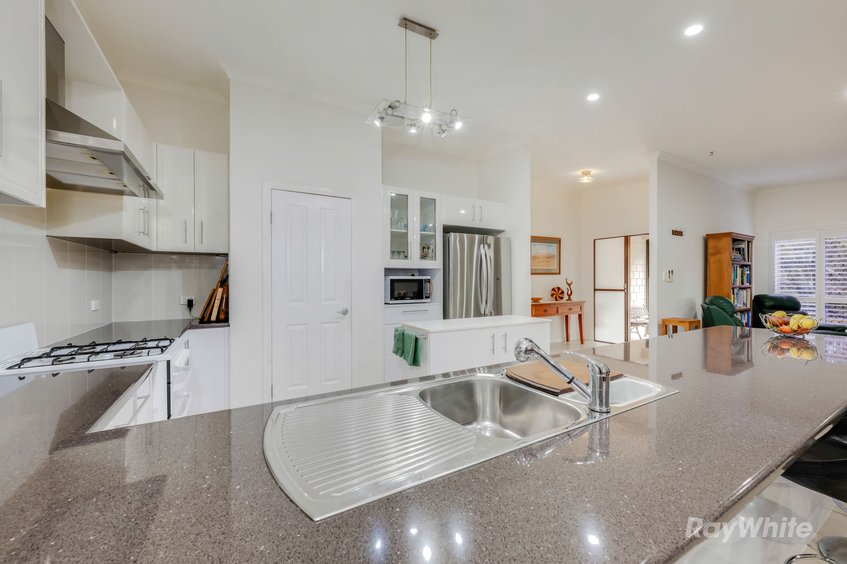 58 Grahams Road — photo 10 of 30