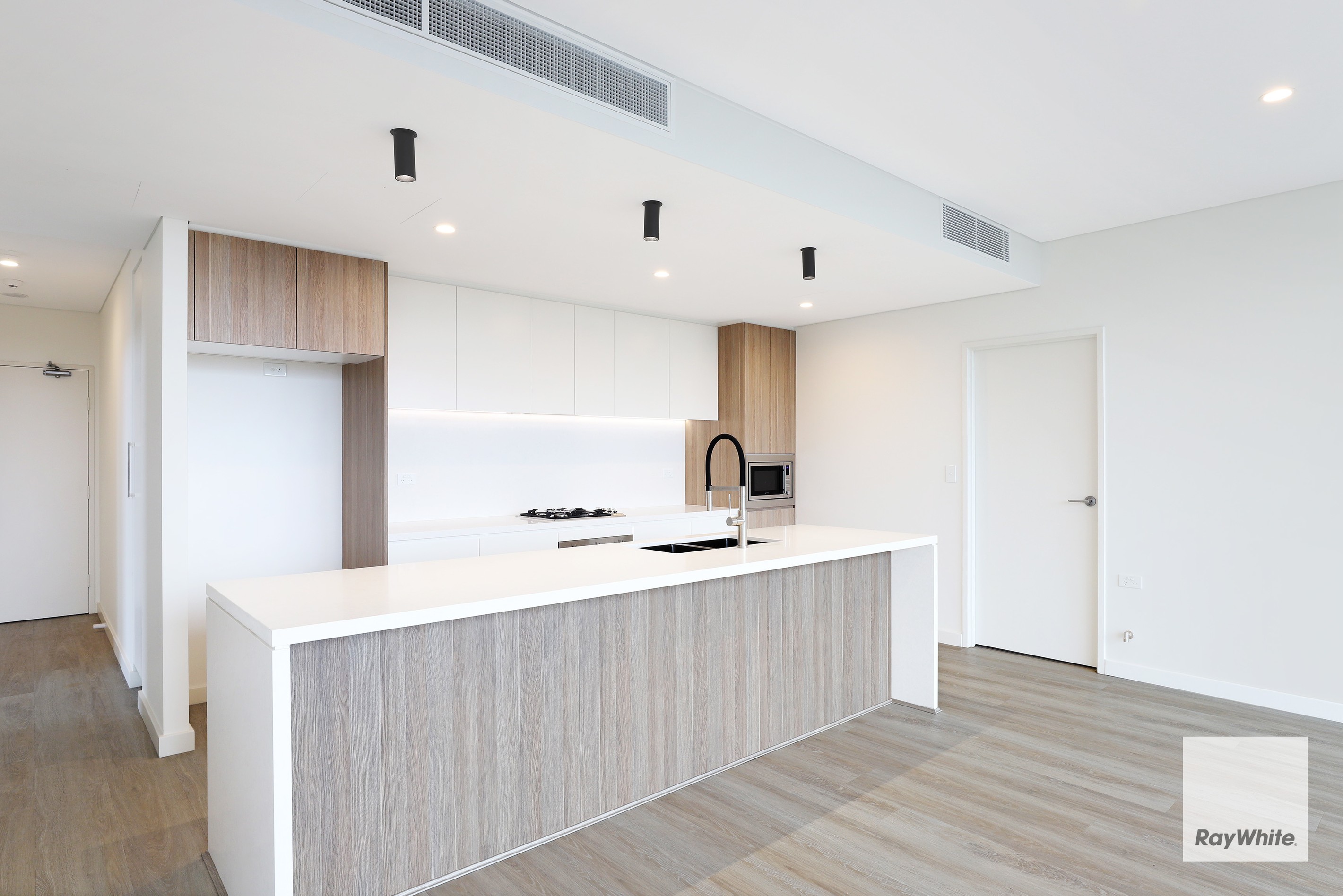 206/50 Flora Street, Kirrawee, NSW 2232