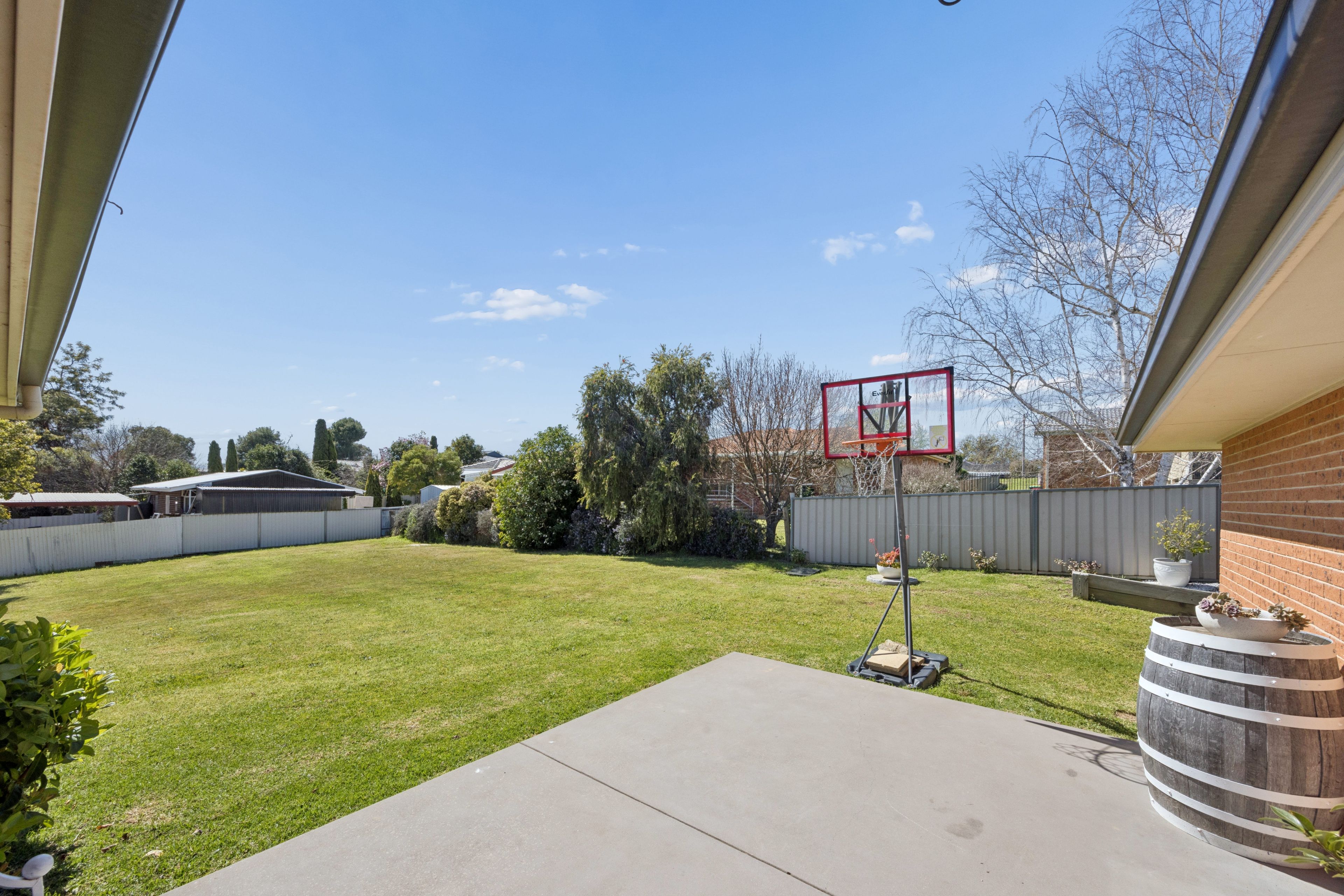 24 Henry Place — photo 15 of 19