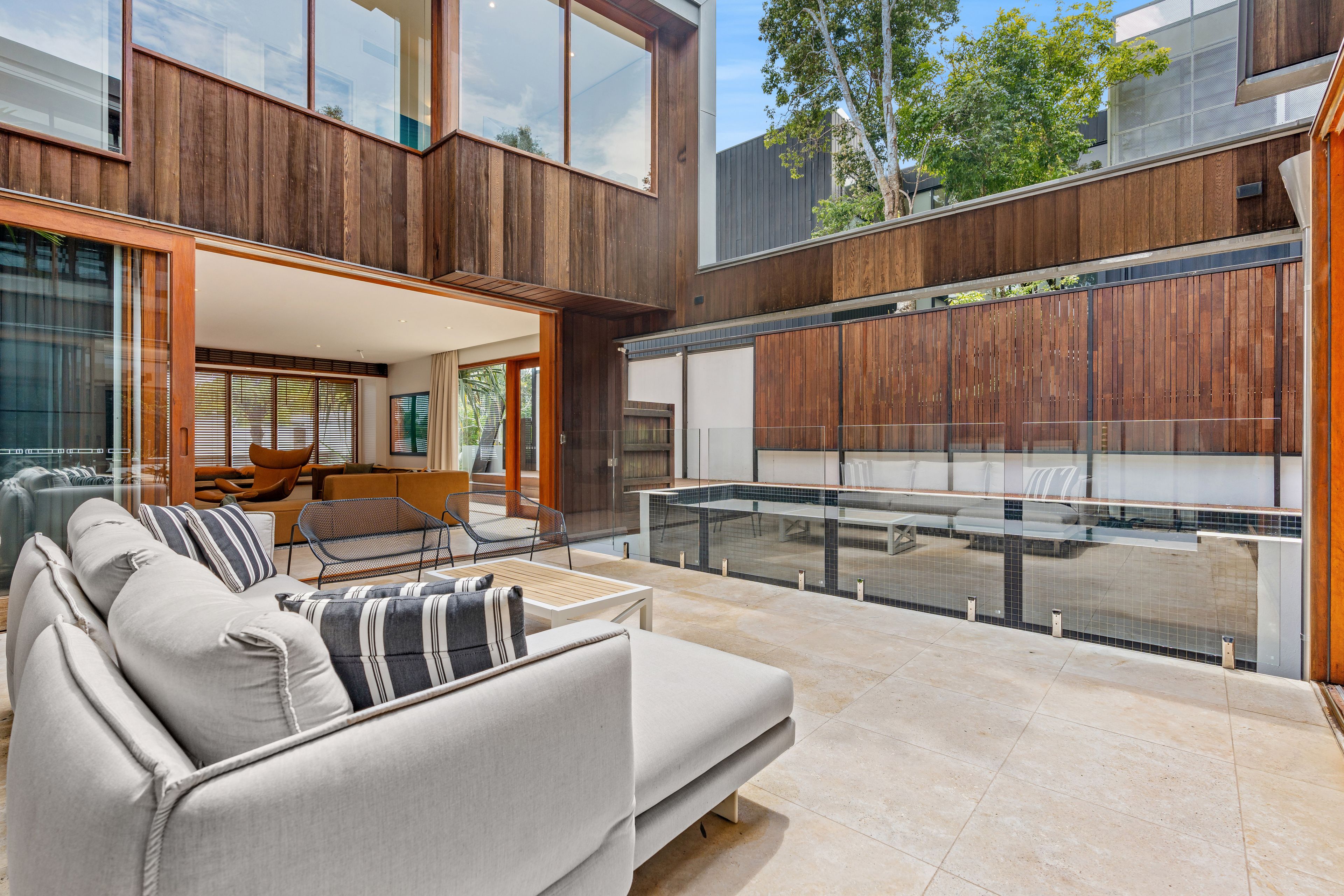 18 Cottonwood Court — photo 4 of 30
