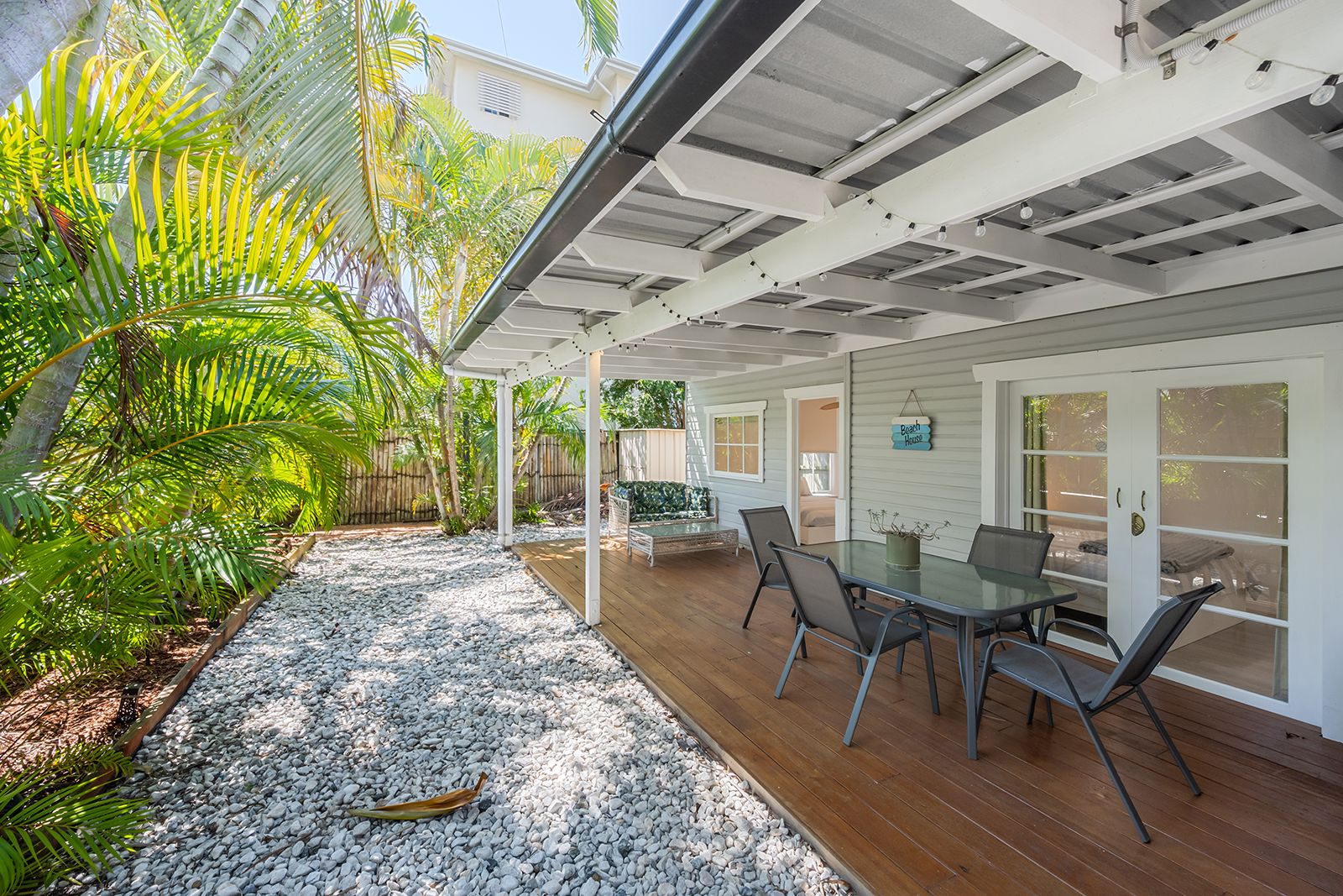 6 Manley Street, Redcliffe, QLD 4020