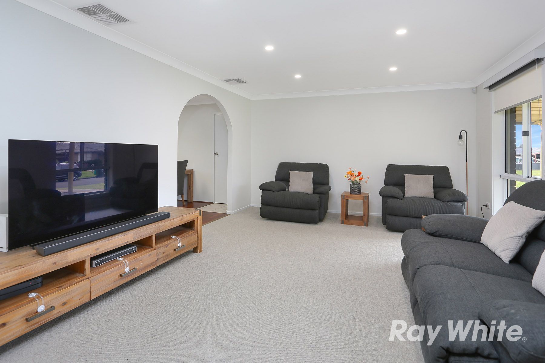 17 Summer Hill Place — photo 4 of 11