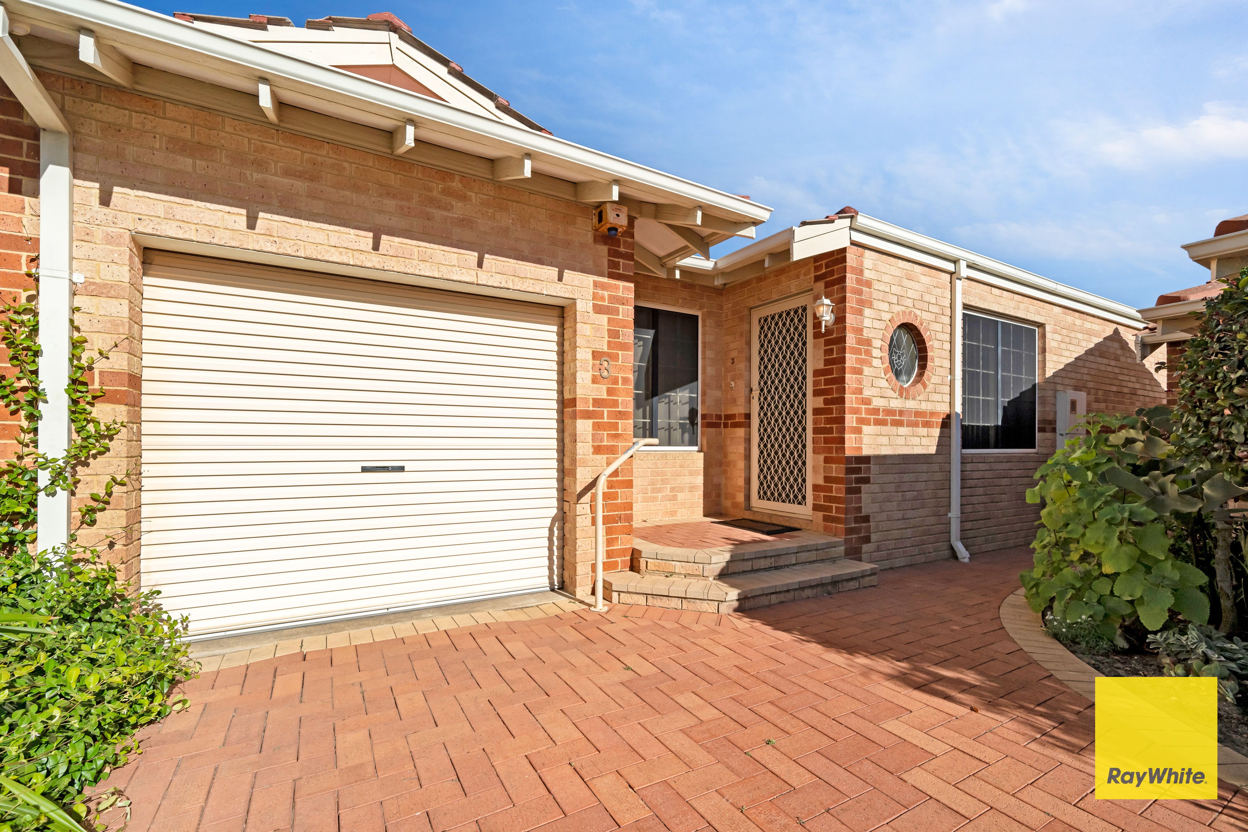 49 Simpson Street, Ballan VIC 3342