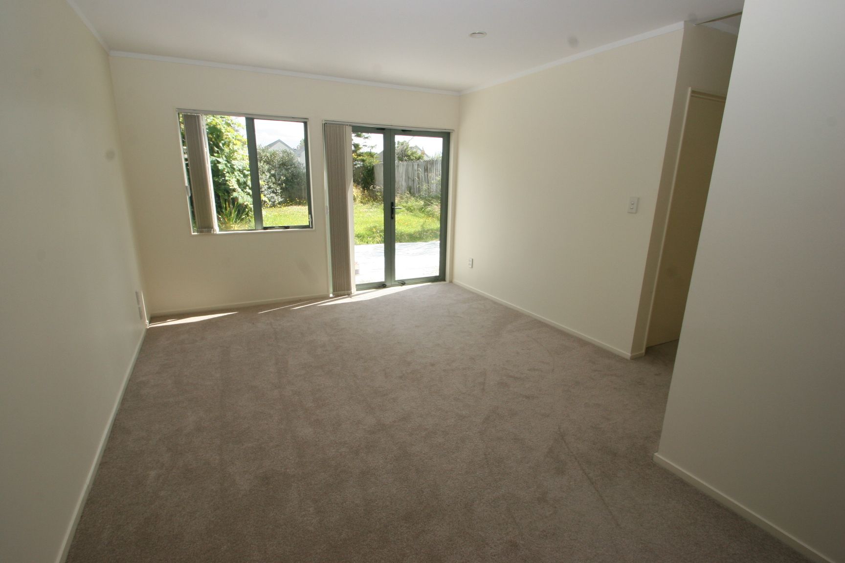 Henderson, Waitakere City