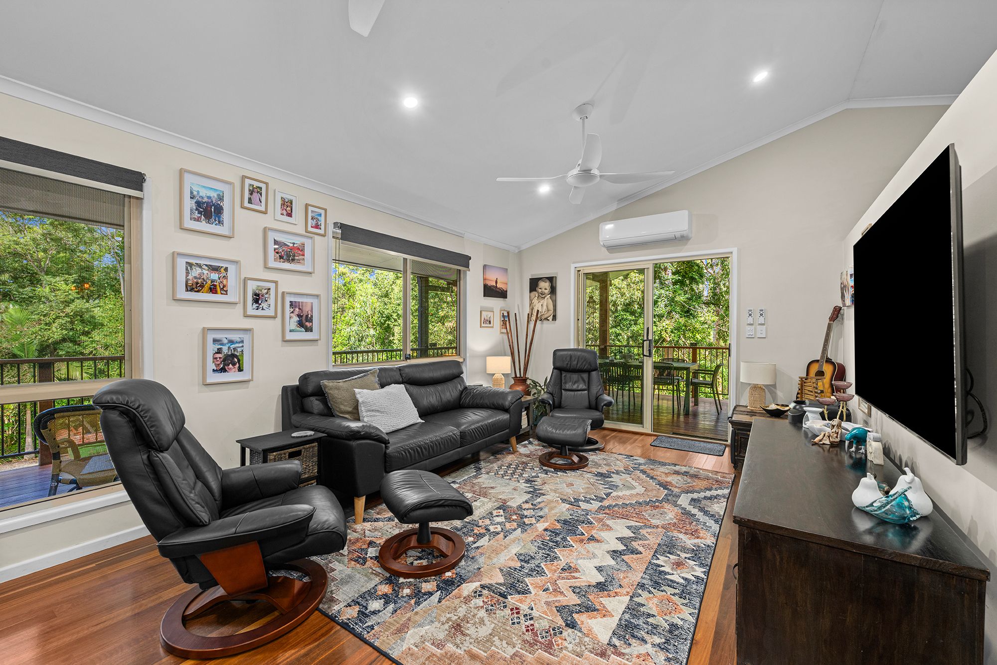 164 Dugandan Street — photo 8 of 29