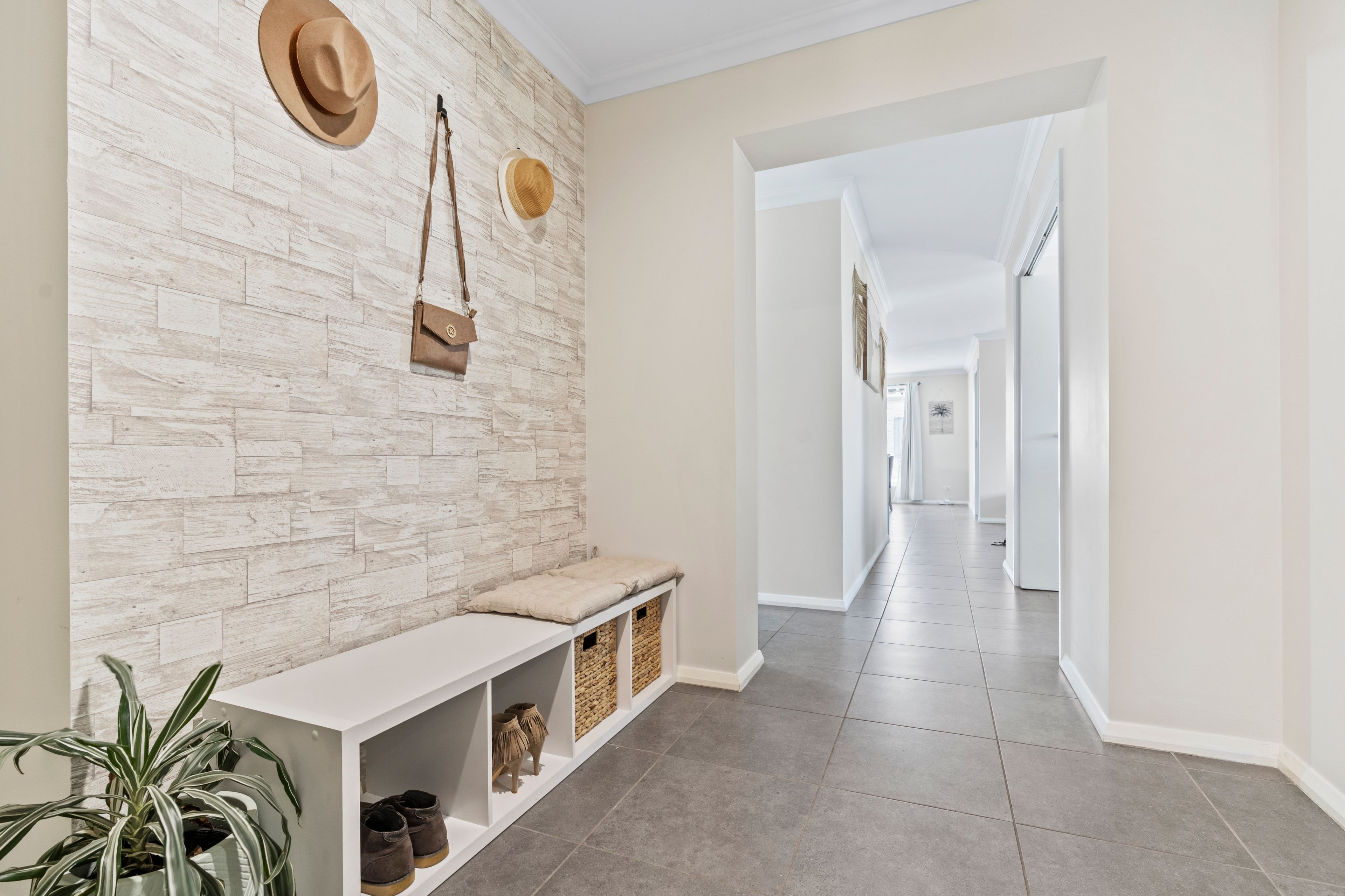 9 Coral Flame Circuit, Gregory Hills, NSW 2557