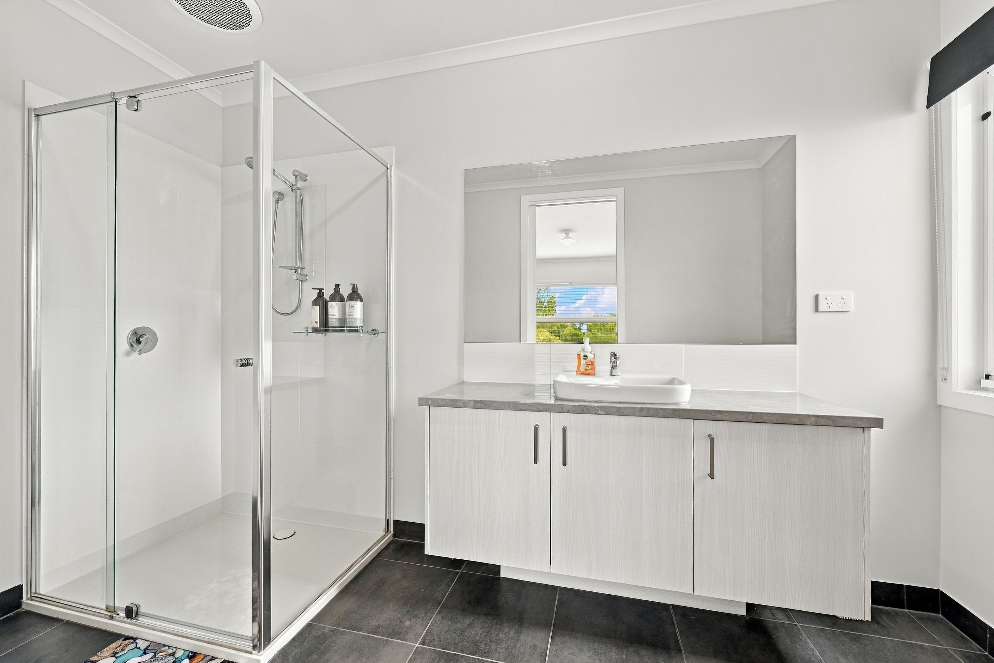 7 Lomandra Lane — photo 13 of 19