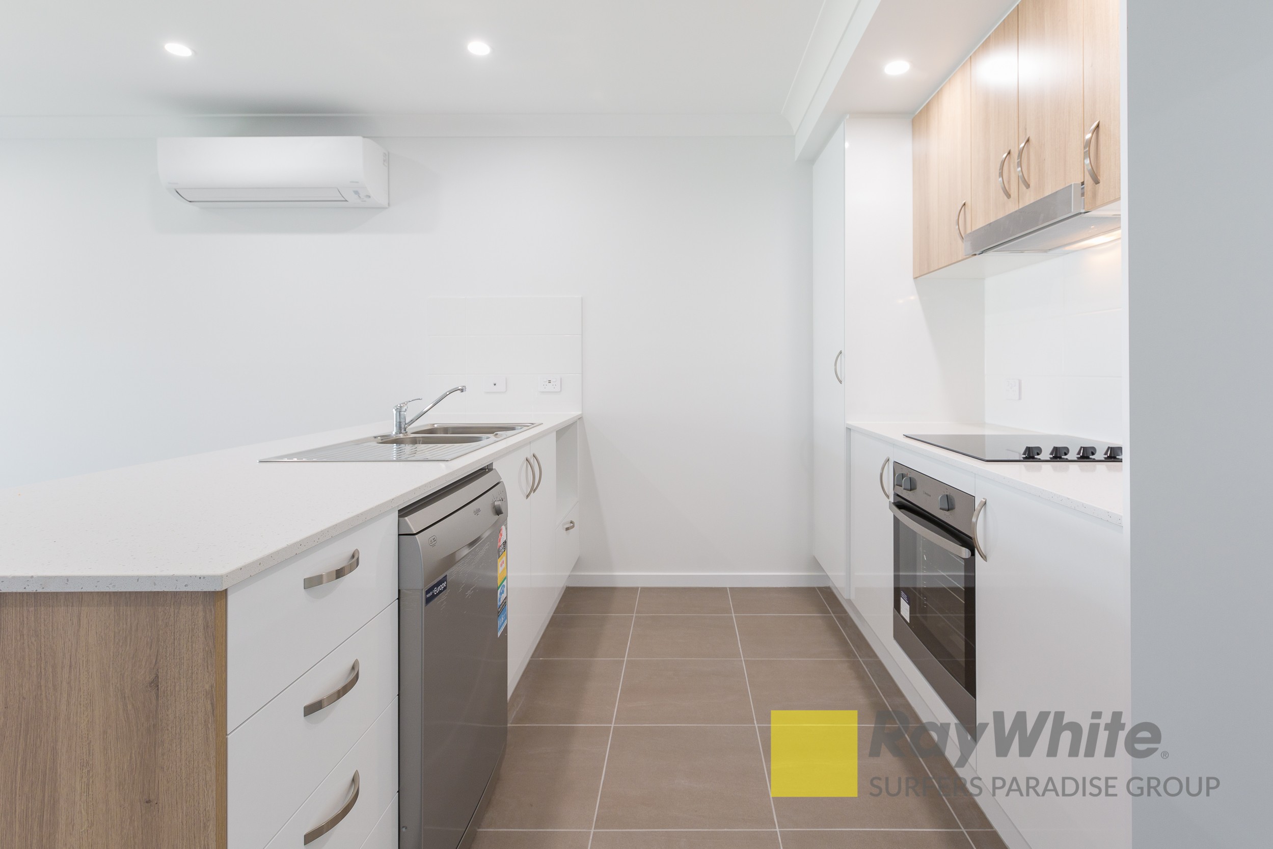 1/11 Elijah Crescent, Redbank, QLD 4301