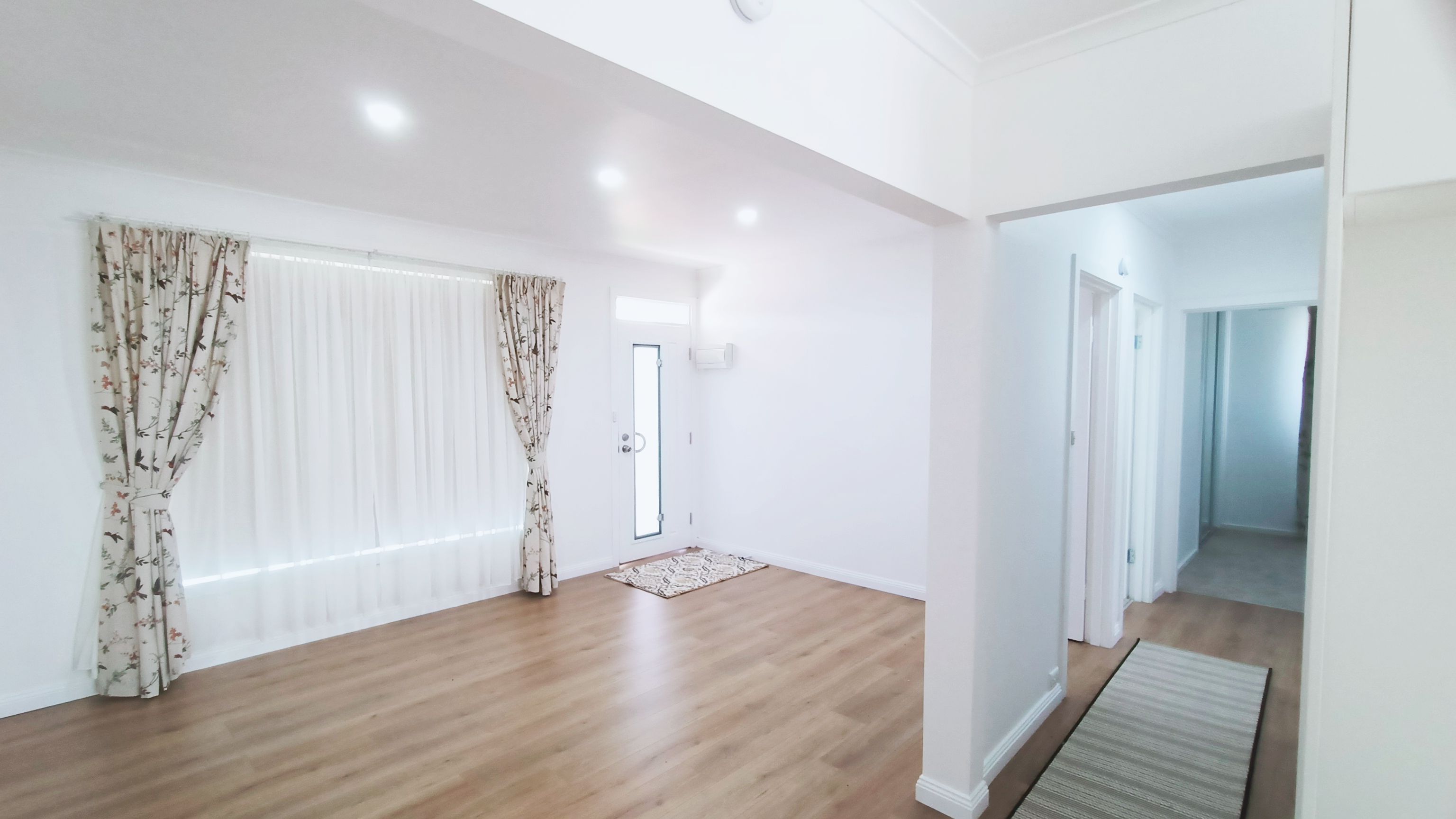 1/7 Mercer Street — photo 9 of 10