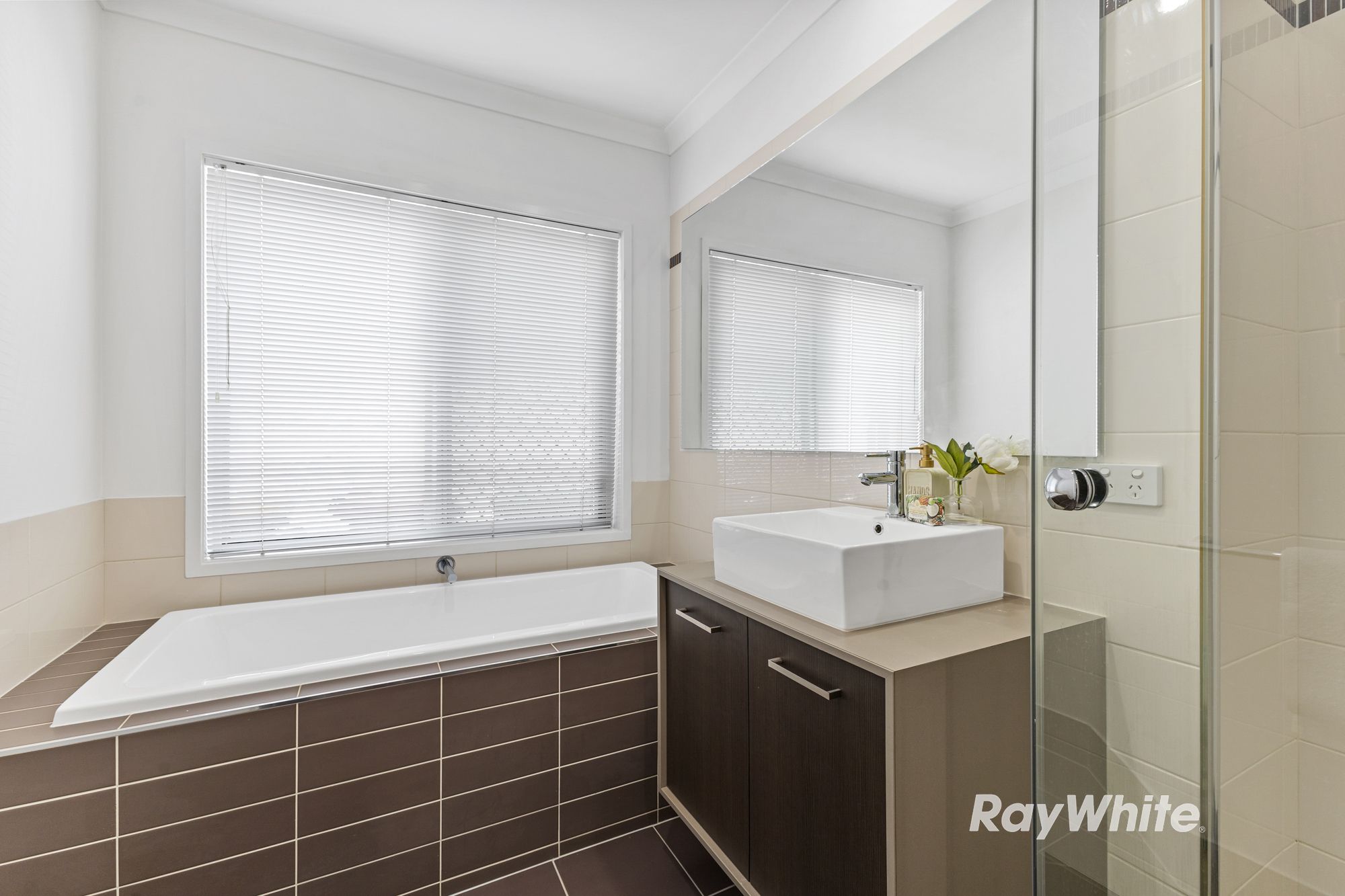 18 Bellenden Street — photo 19 of 26