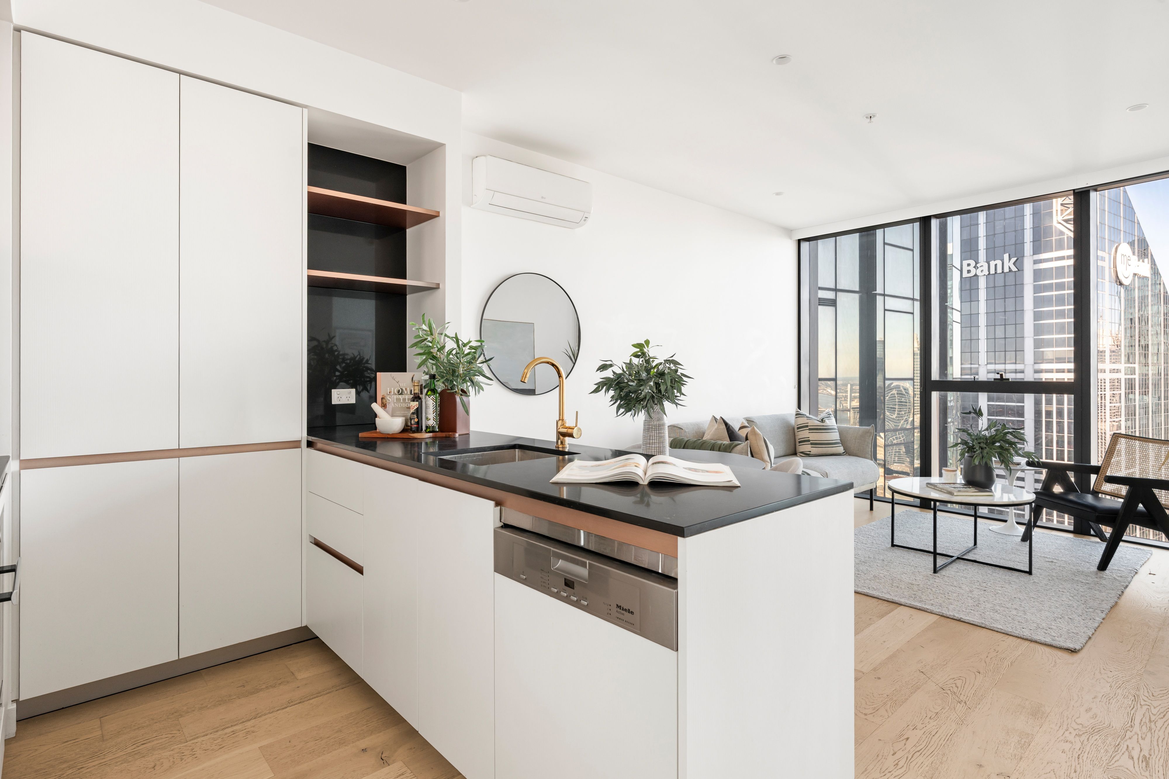 5602/228 La Trobe Street — photo 4 of 30