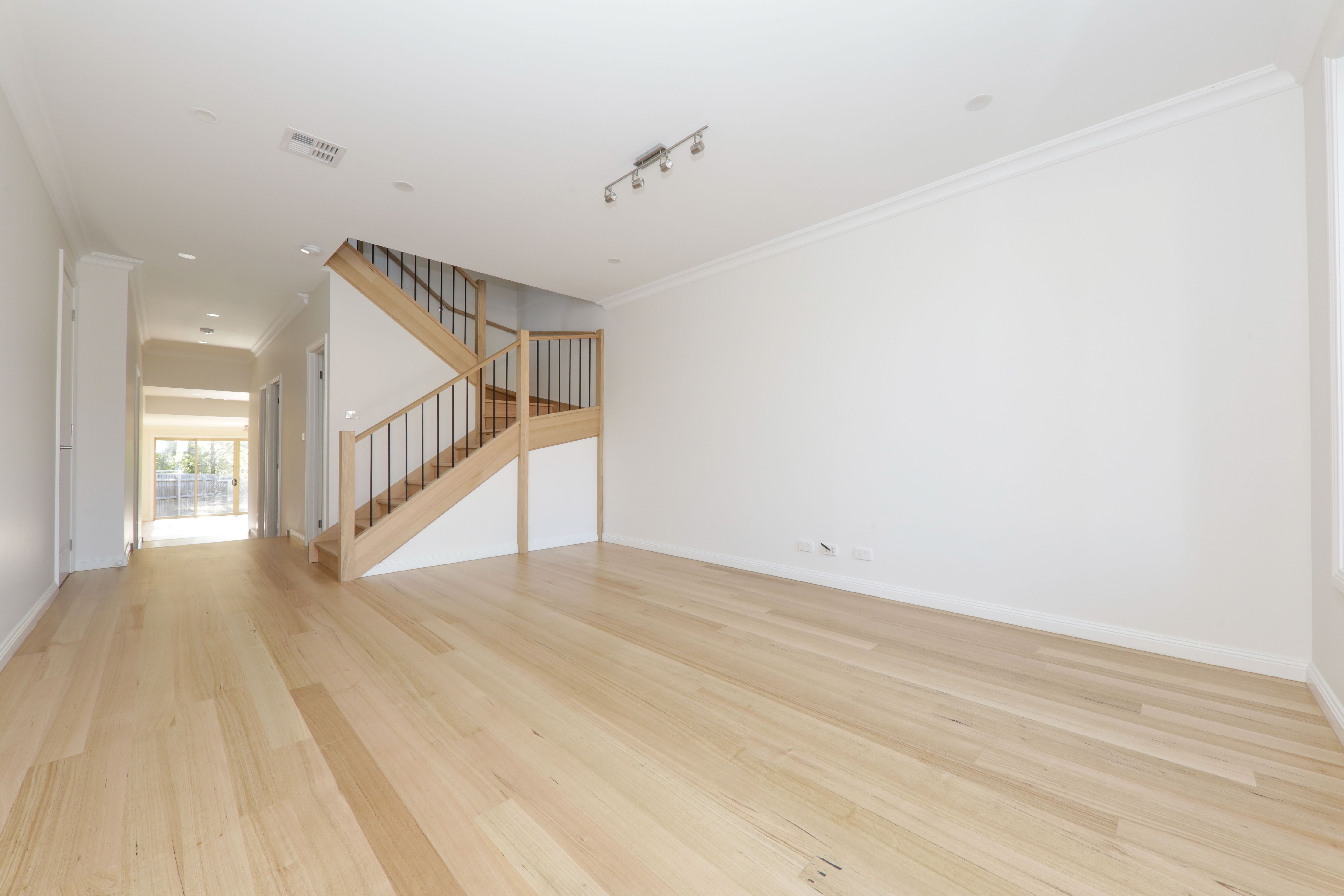 21B Chandler Grove, Burwood, VIC 3125