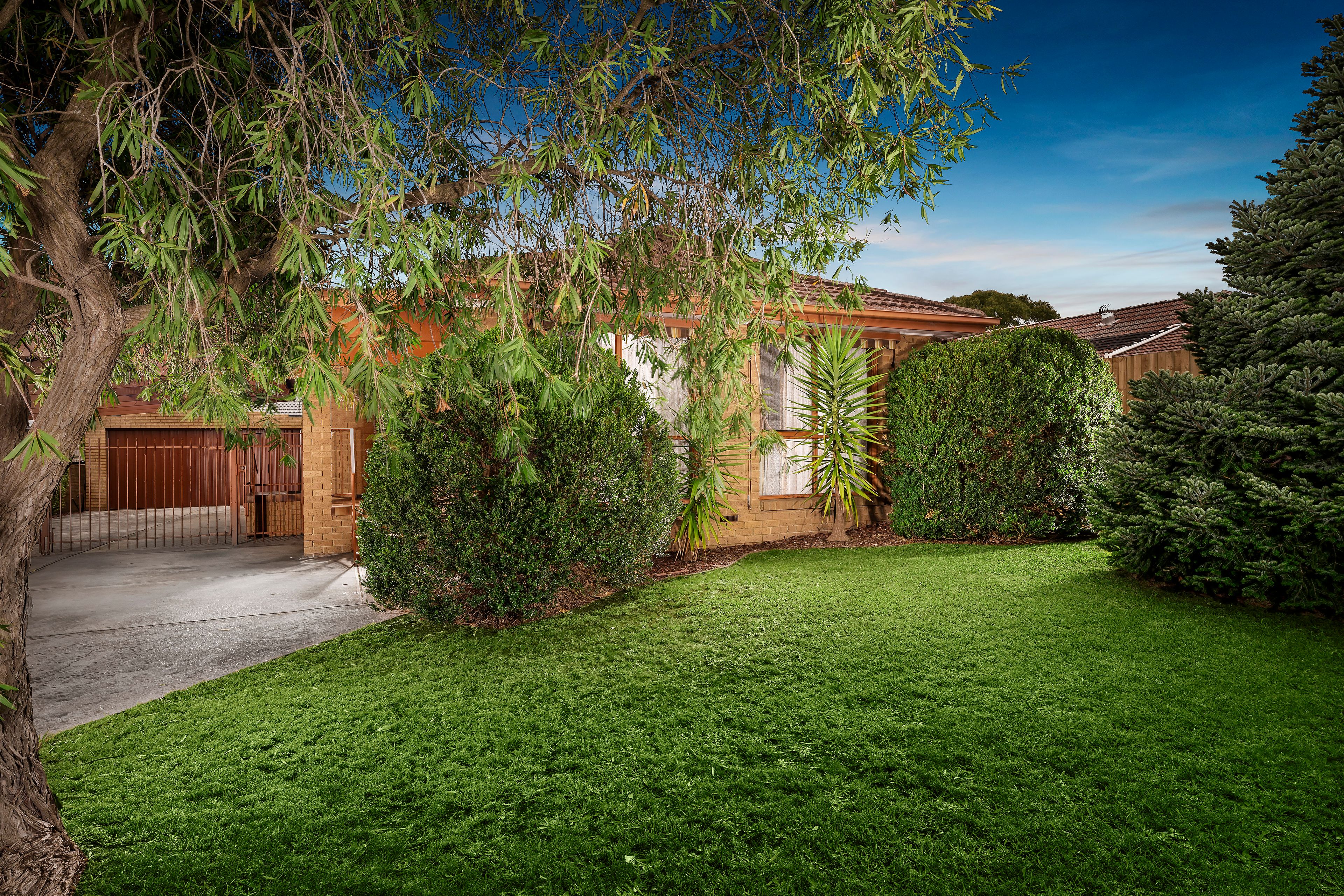 5 Severn Crescent, Rowville VIC 3178