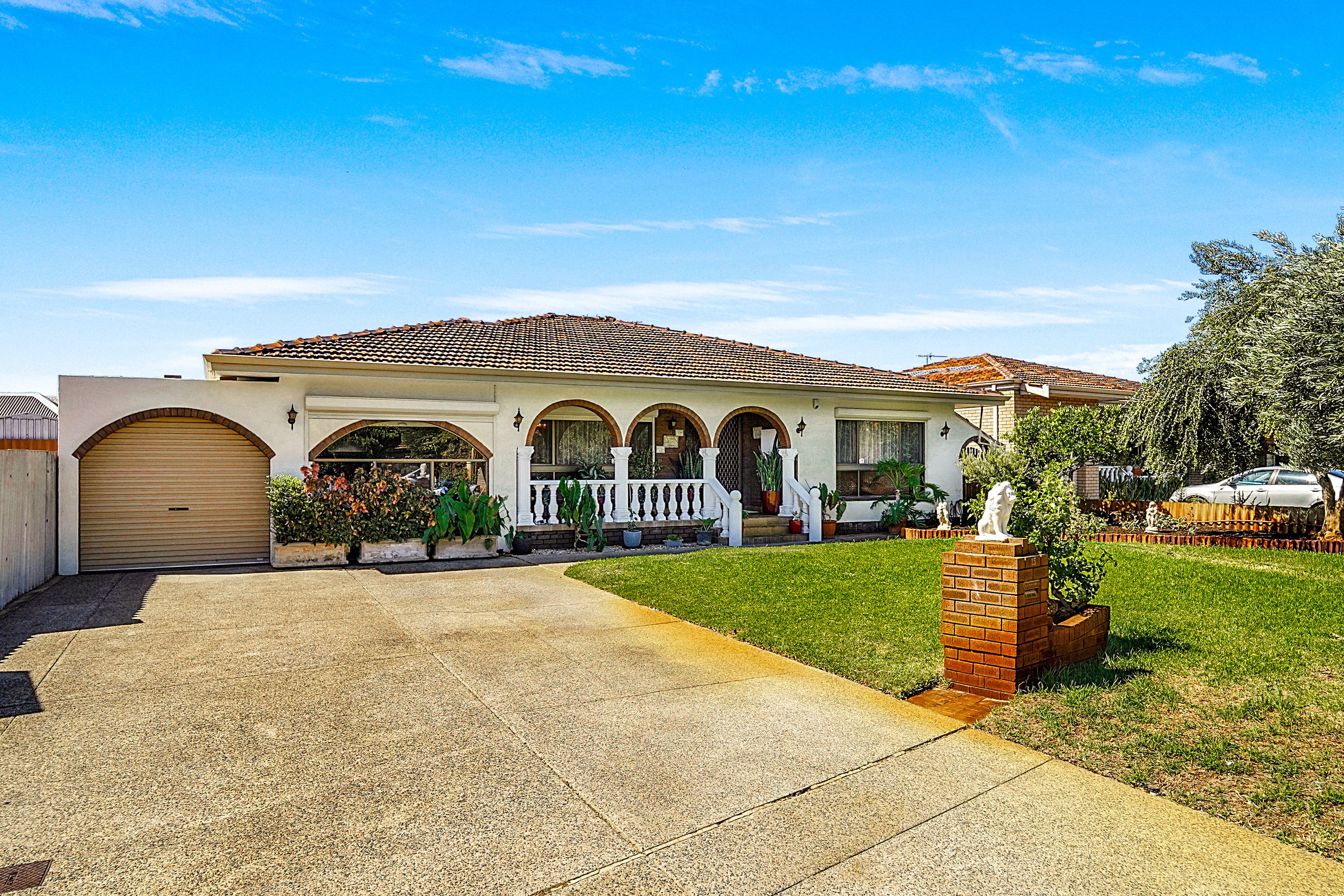 15 Grebe Street, Stirling, WA 6021