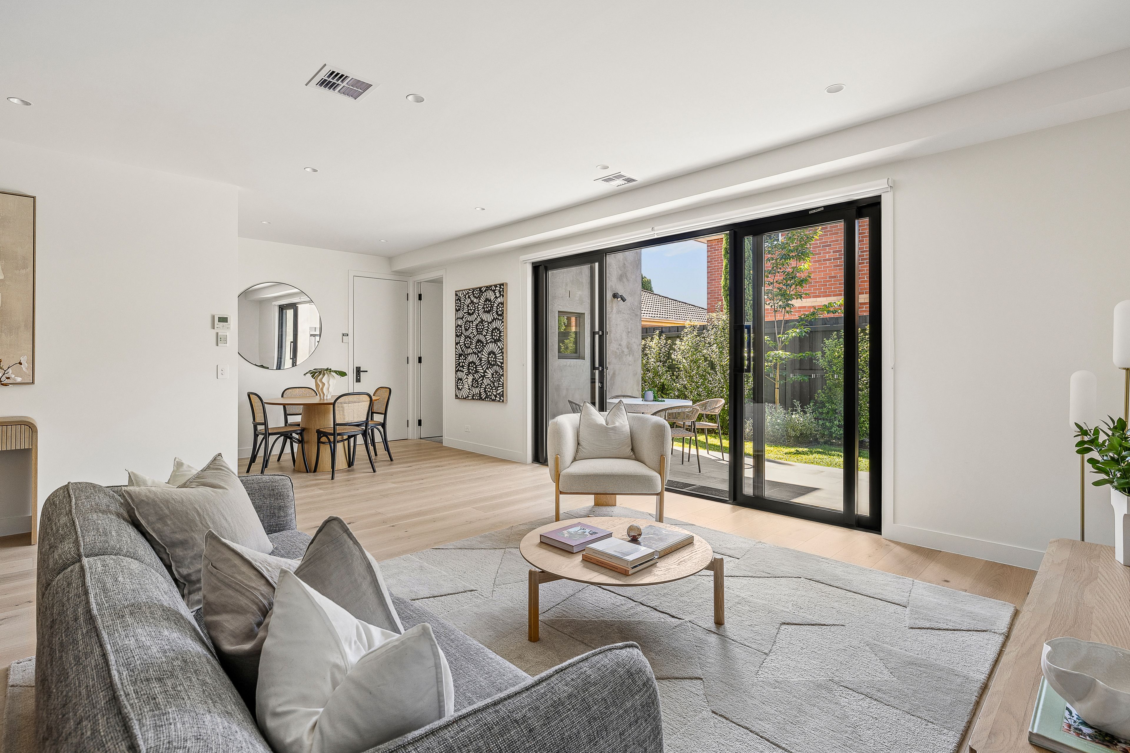 2/9 Wilmot Street — photo 4 of 11