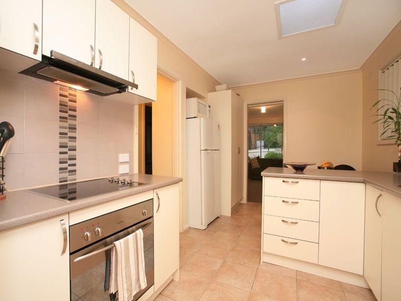 18A Eastfield Road, Croydon South, VIC 3136