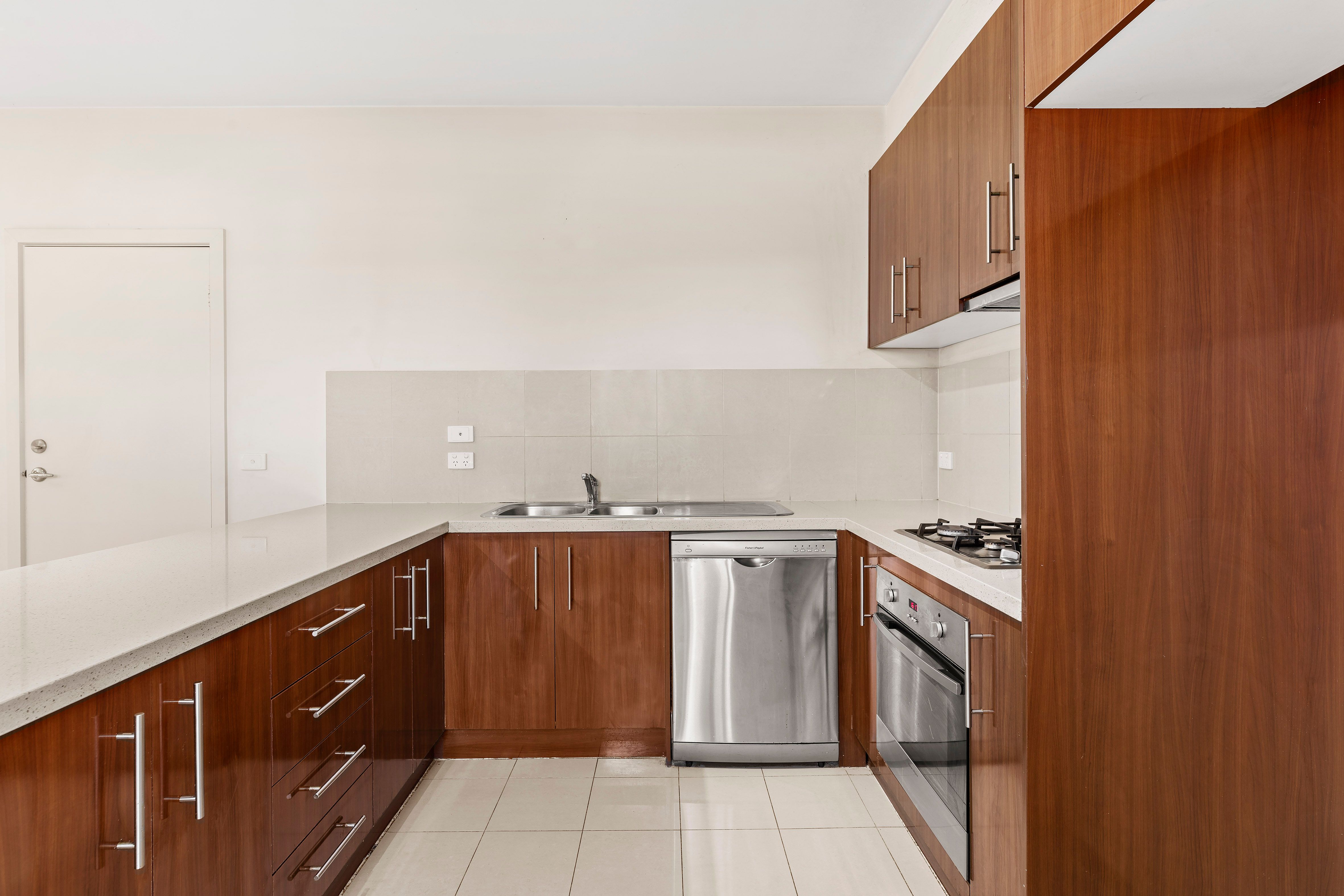 10/699 Heatherton Road, Clayton South, VIC 3169