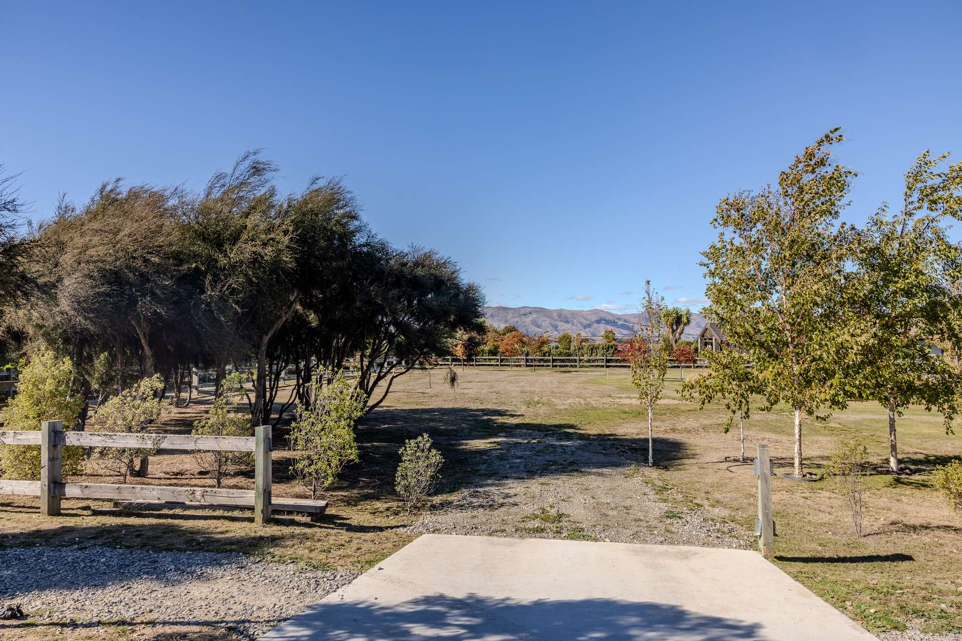 960A Aubrey Road photo 3