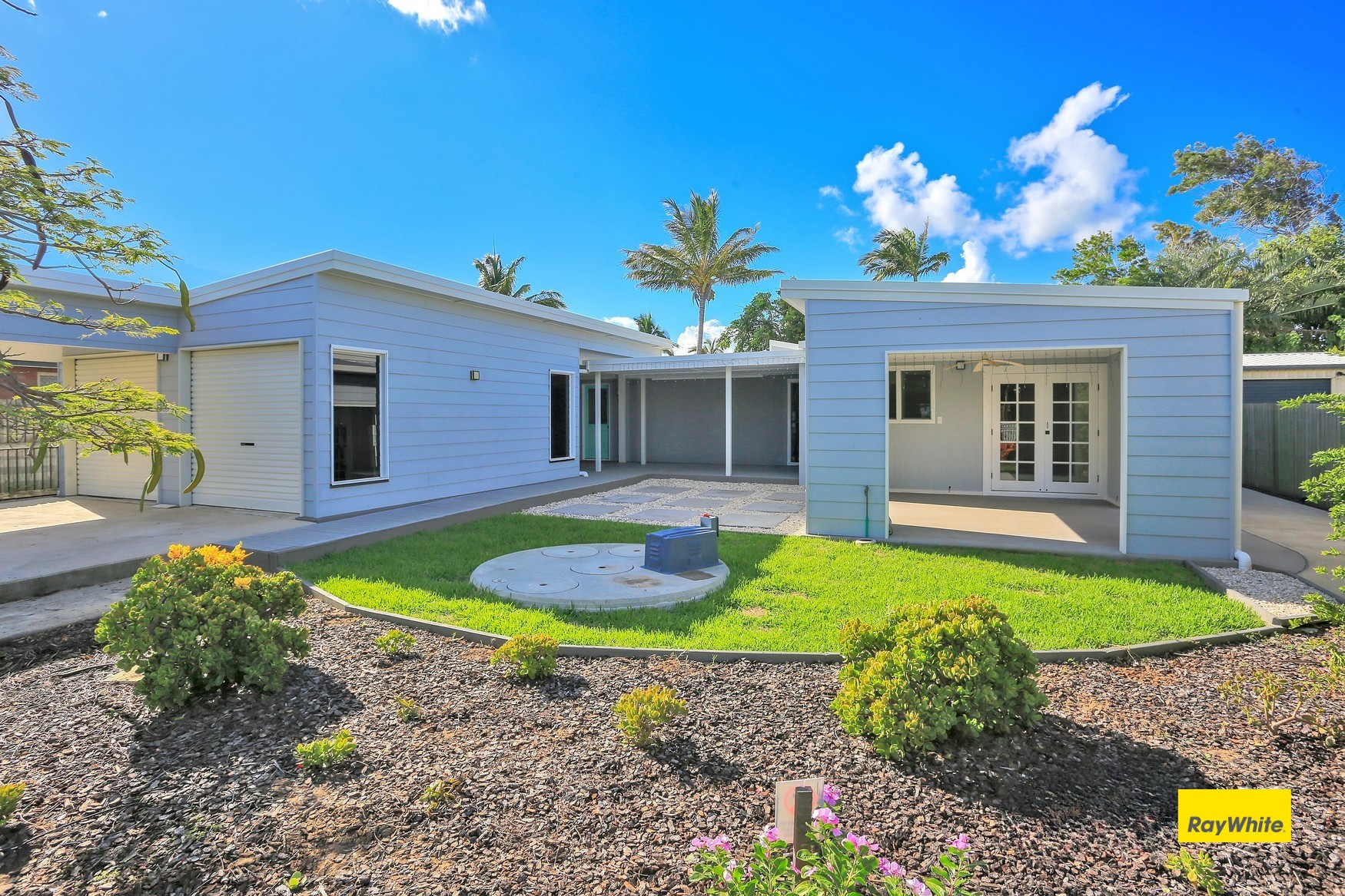 67 Bluewater Drive, Elliott Heads, QLD 4670