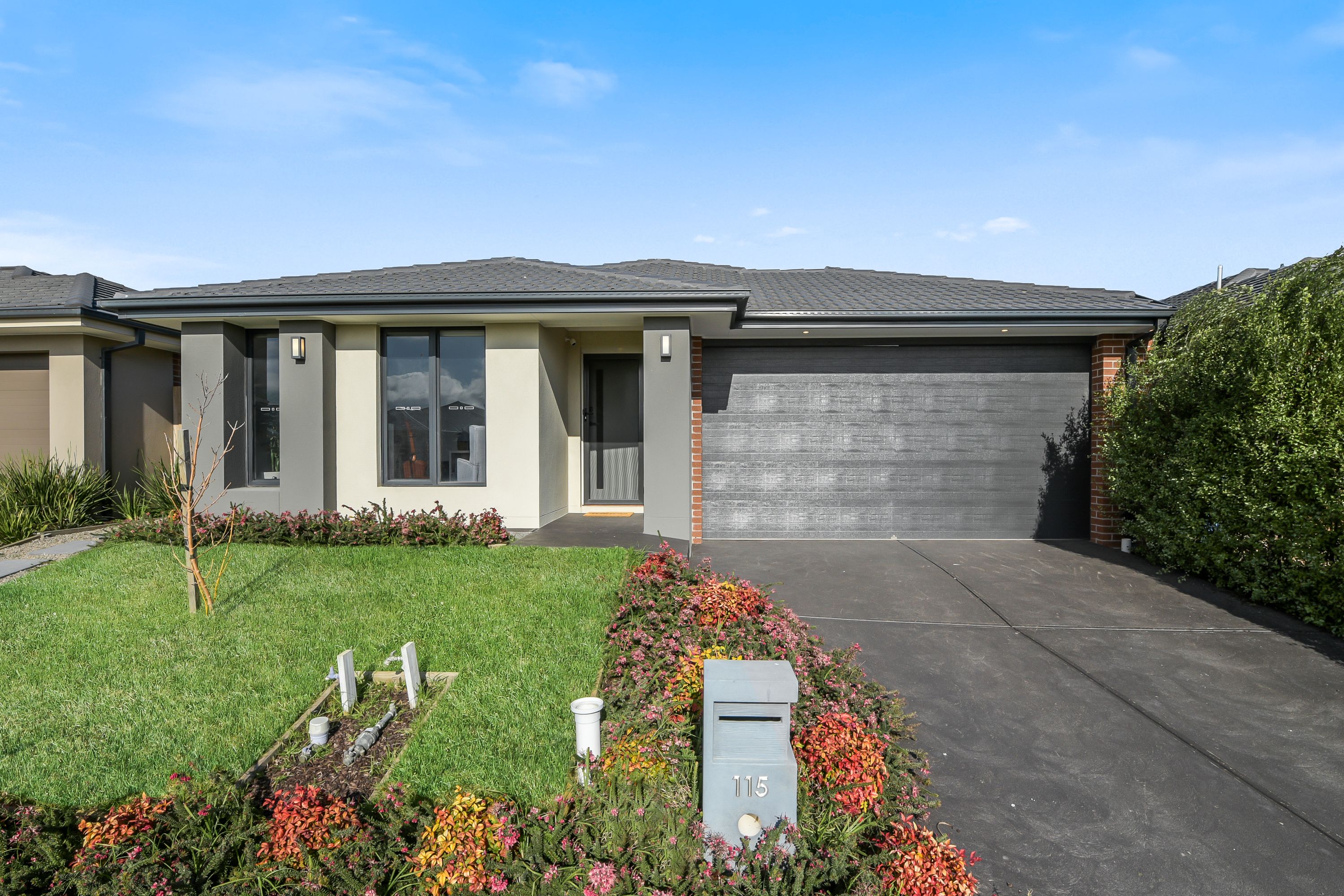 115 Rossiter Retreat, Cranbourne North, VIC 3977