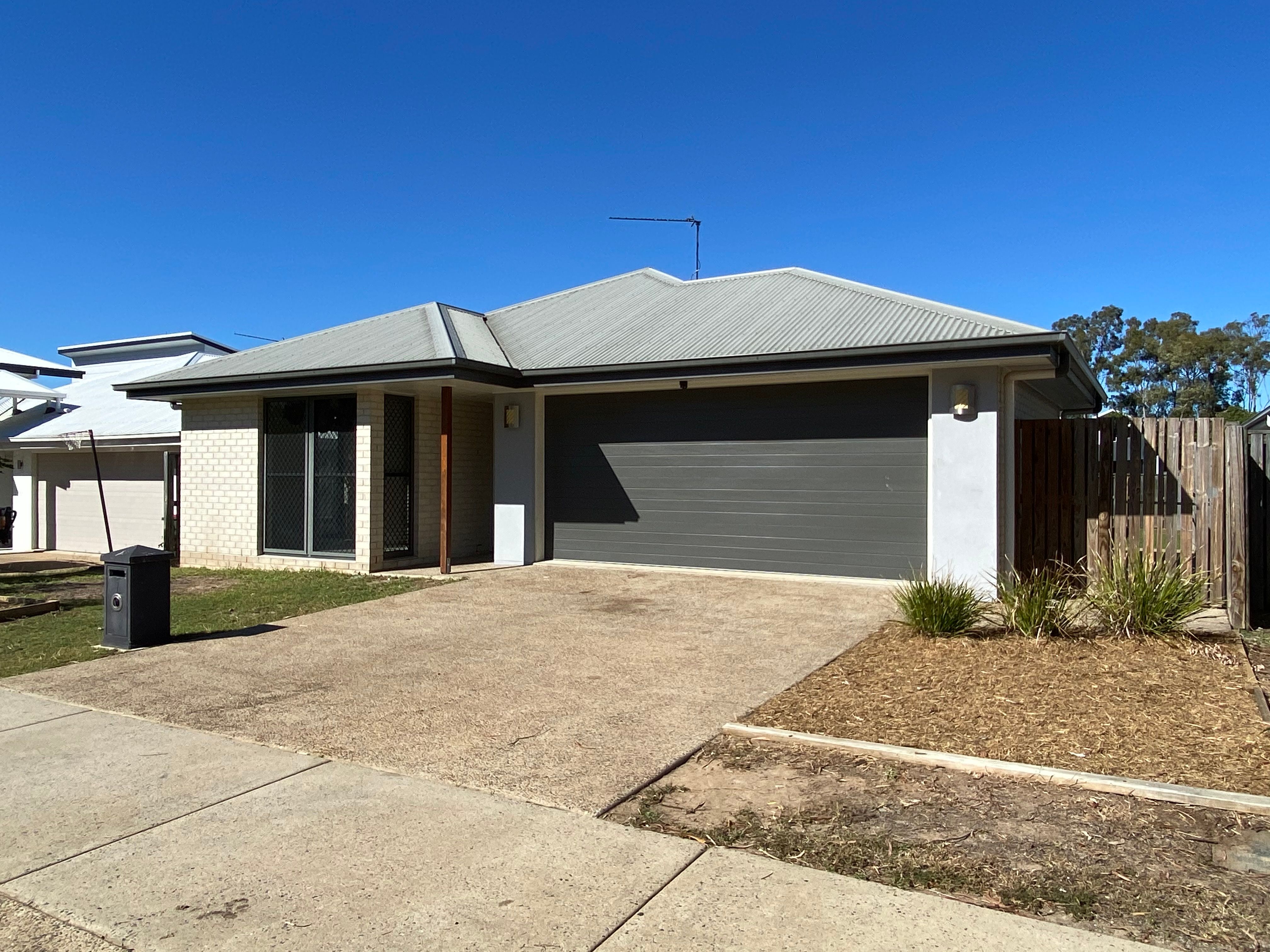7 Christina Road, Clinton, QLD 4680