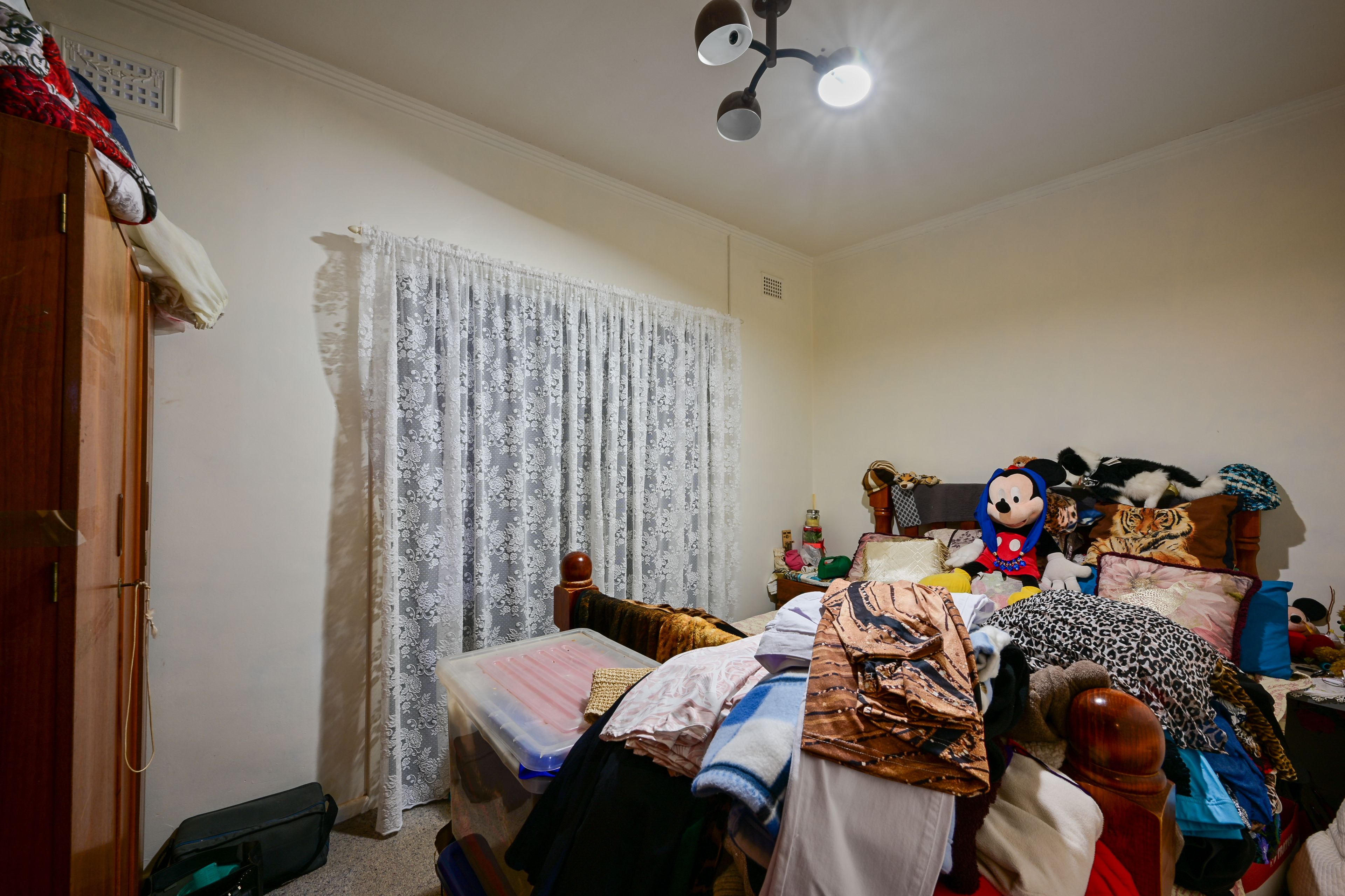 12 Jones Street — photo 7 of 11