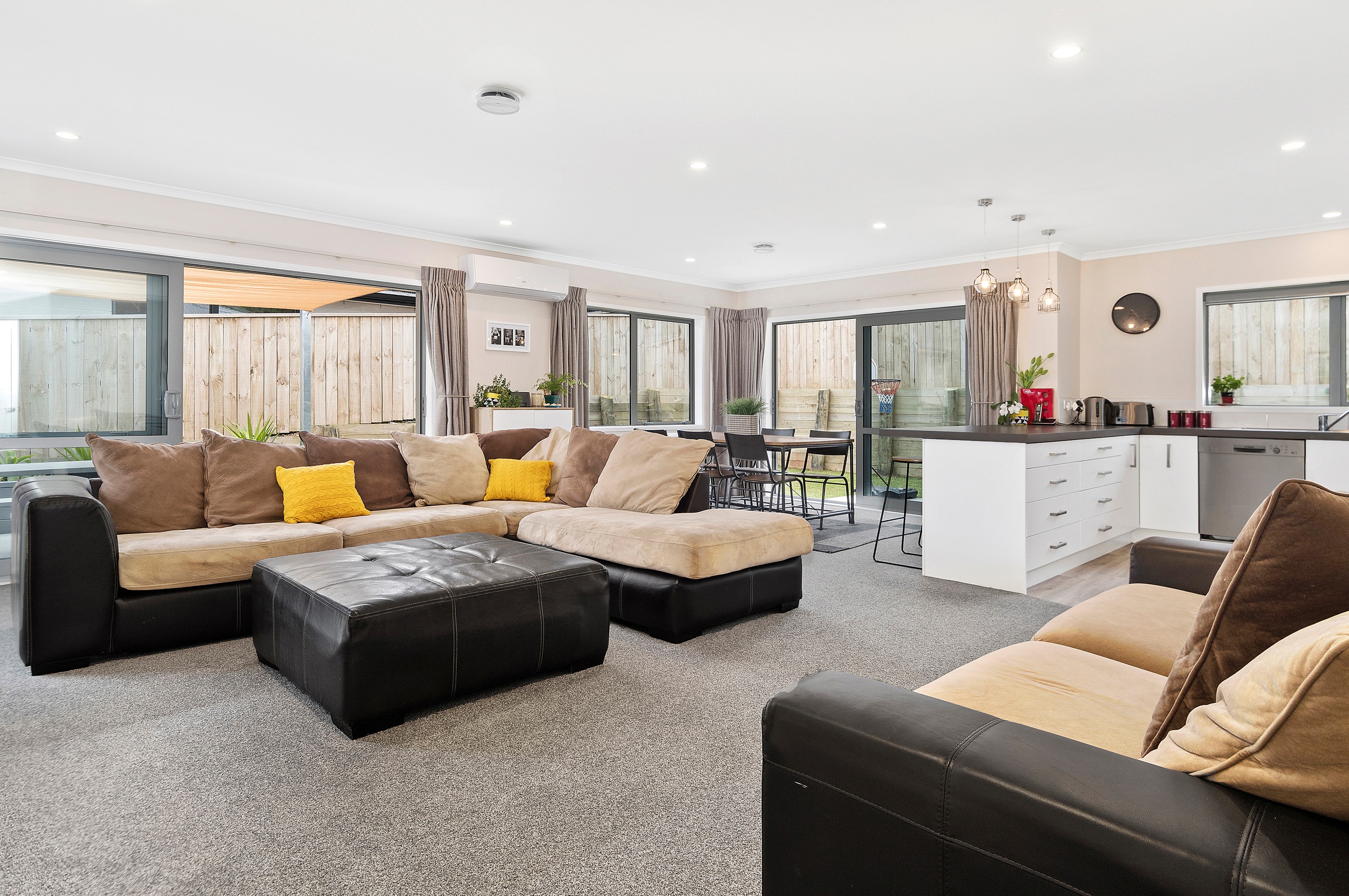211 Lakes Boulevard, Pyes Pa, Tauranga City