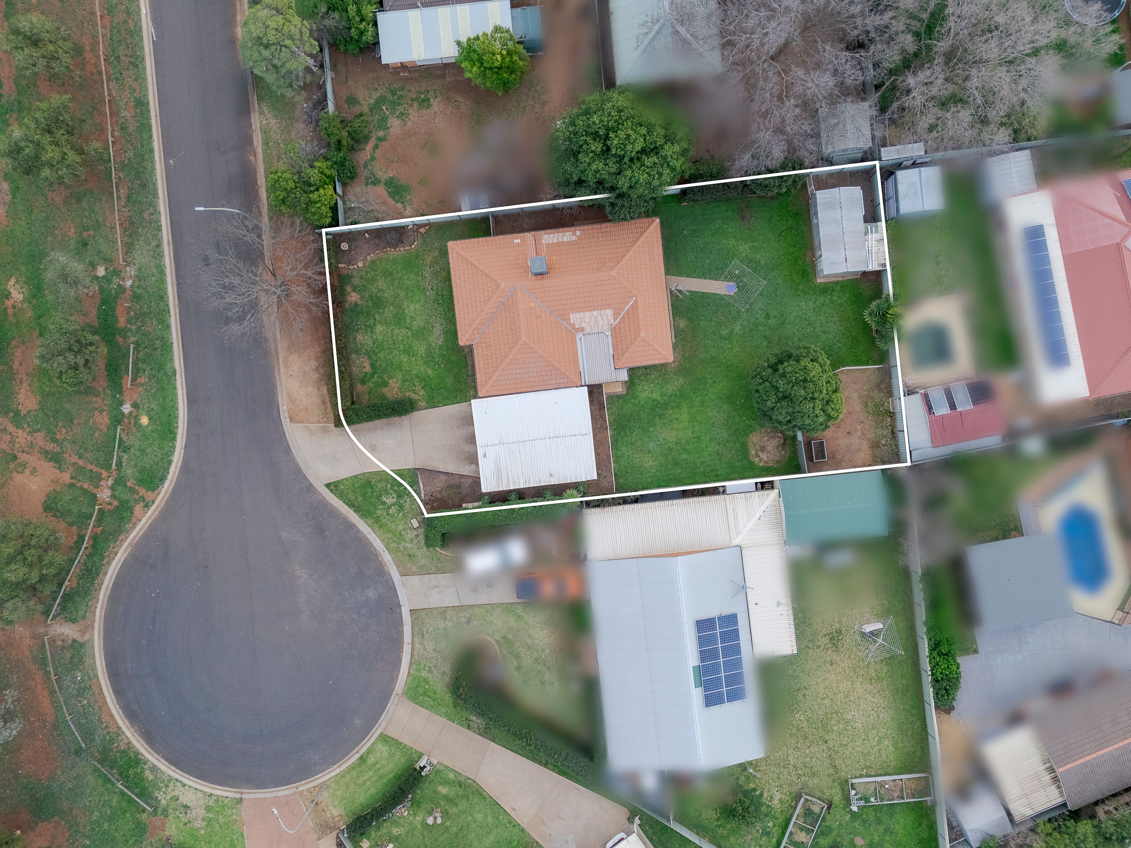 4 Essex Court — photo 11 of 12