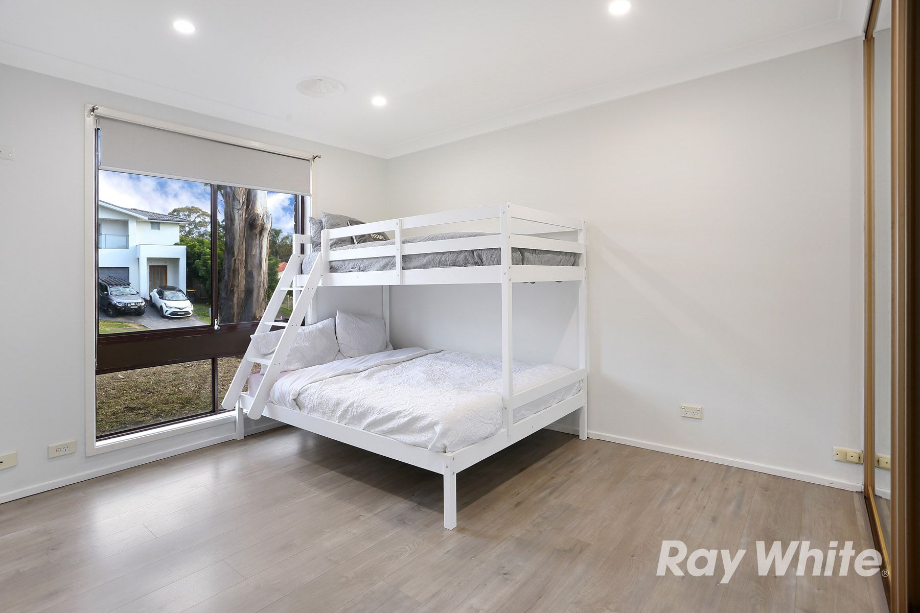 17 Coonawarra Drive — photo 7 of 16