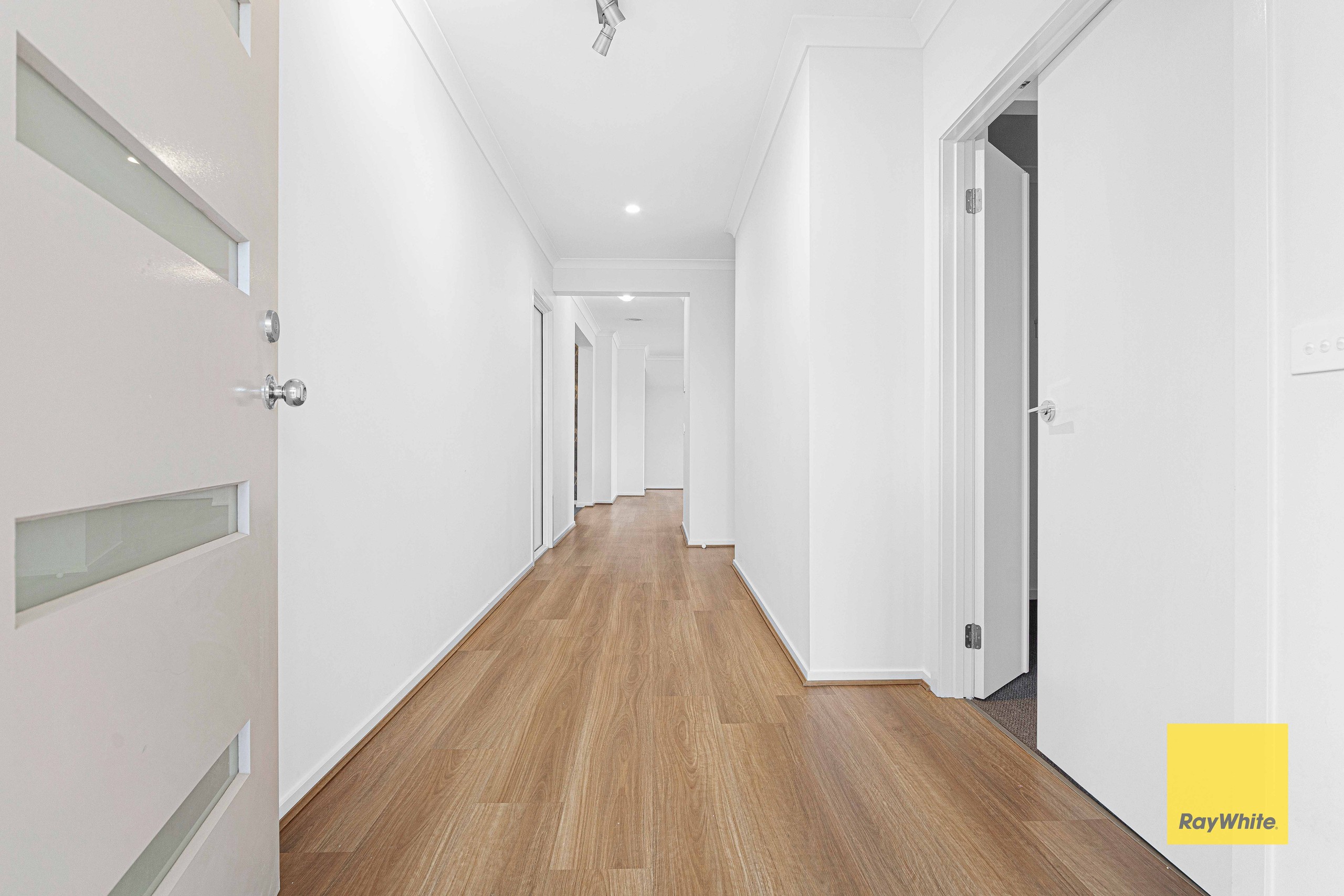 19 Gelati Street, MANOR LAKES, VIC 3024