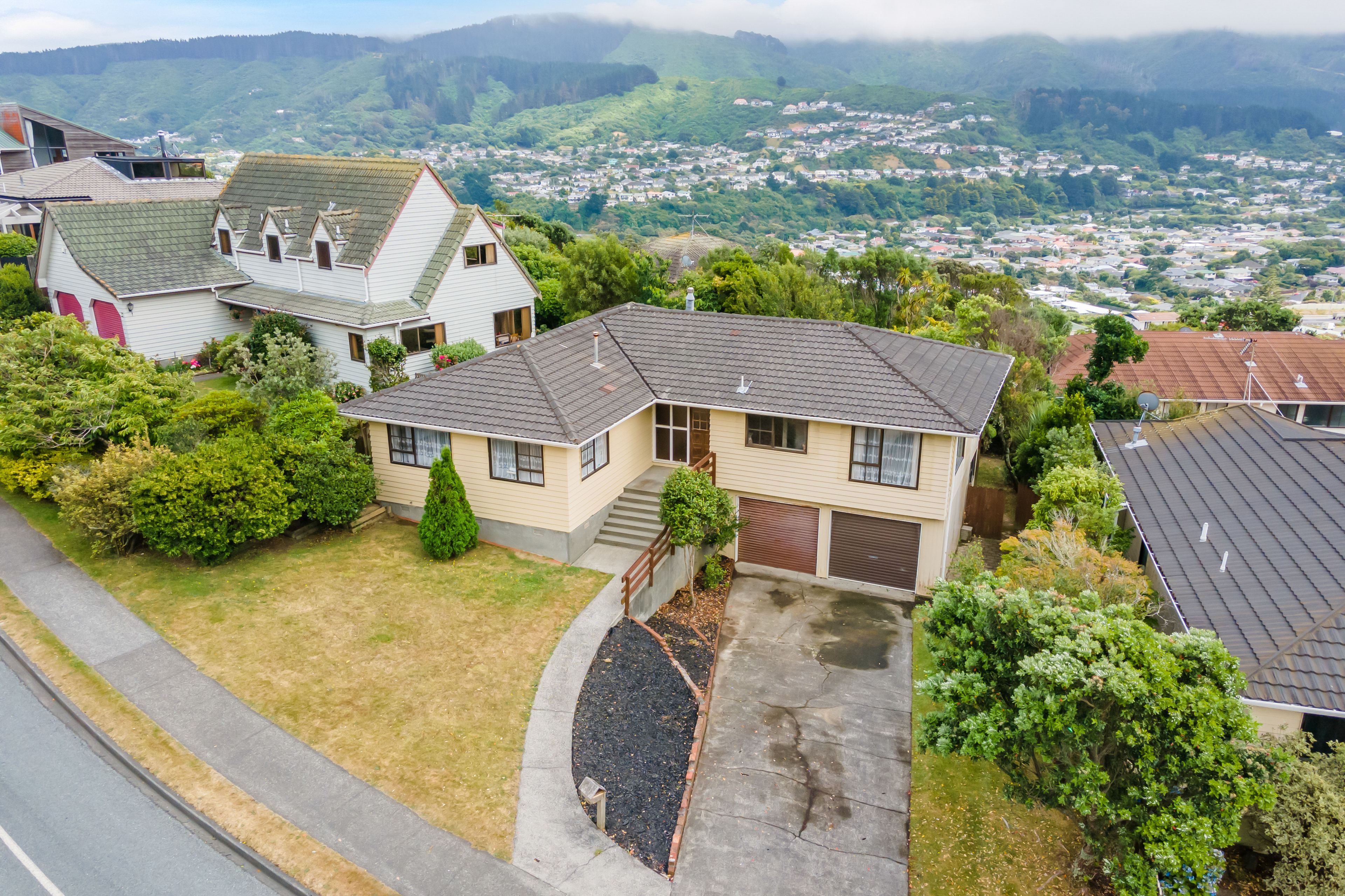 62 Woodman Drive, Tawa, Wellington City
